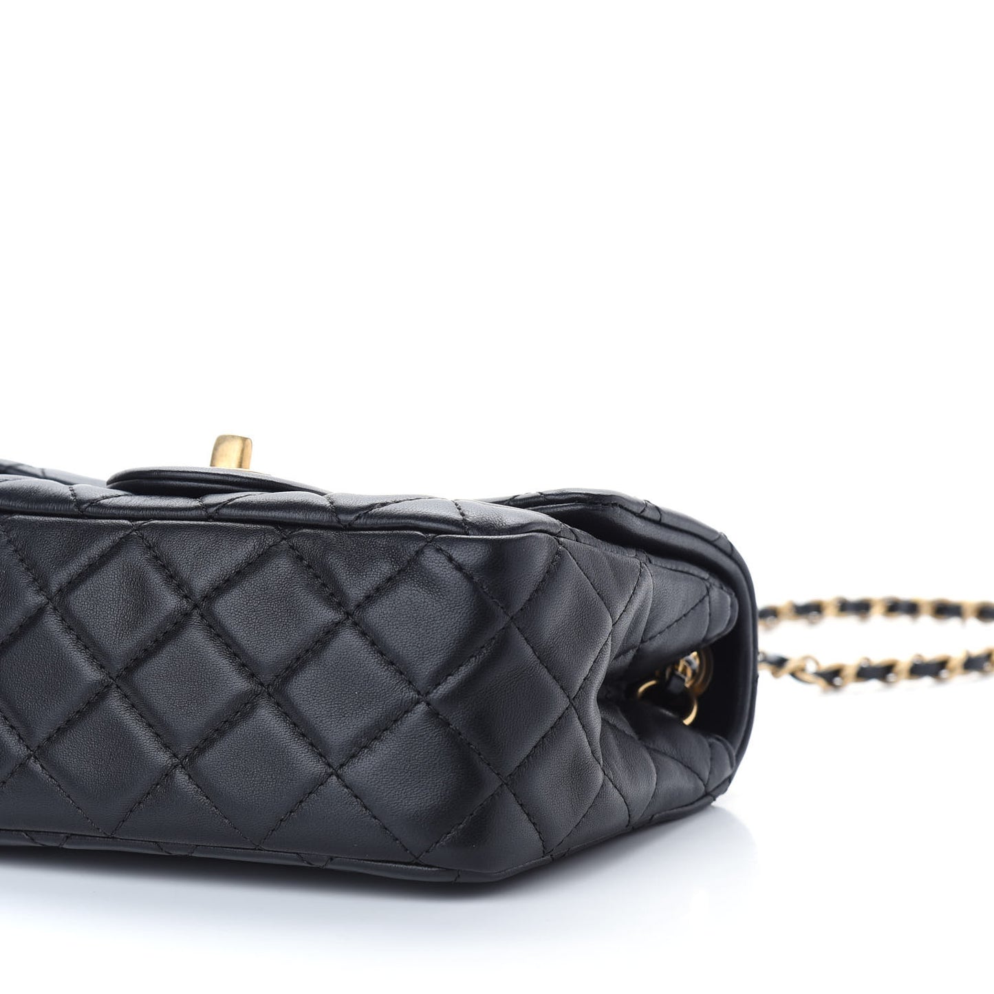 Lambskin Quilted Mini Pearl Crush Flap Black