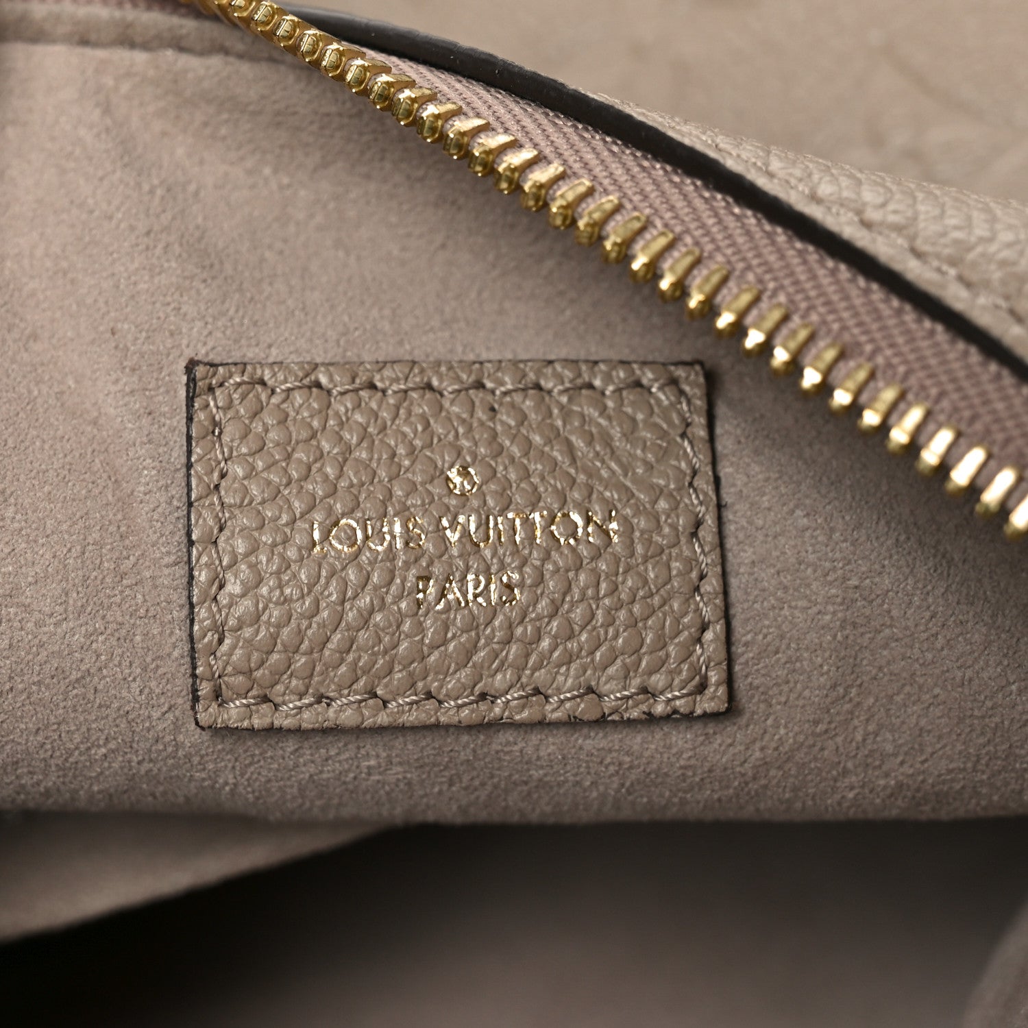 Louis Vuitton Empreinte Maida Hobo Tourterelle 6 of 9