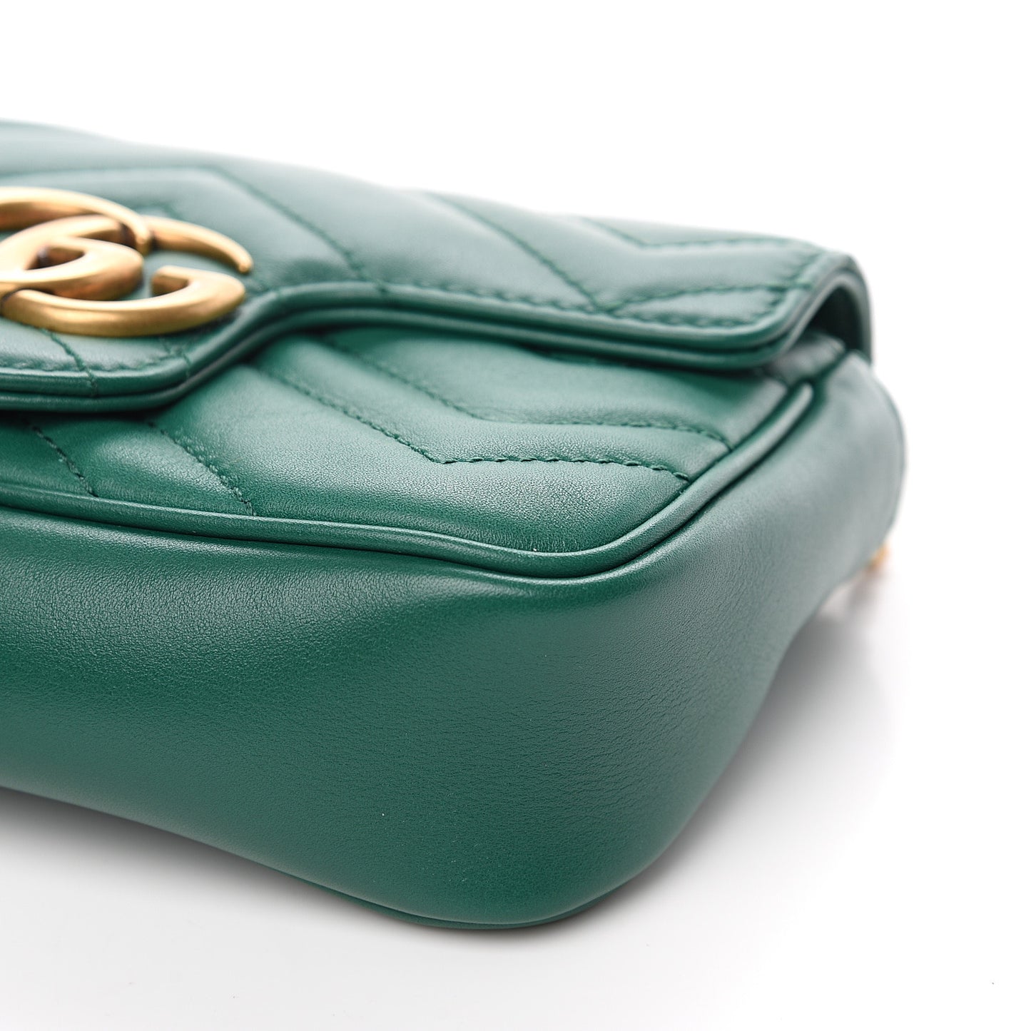 Calfskin Matelasse Super Mini GG Marmont Shoulder Bag Emerald Green