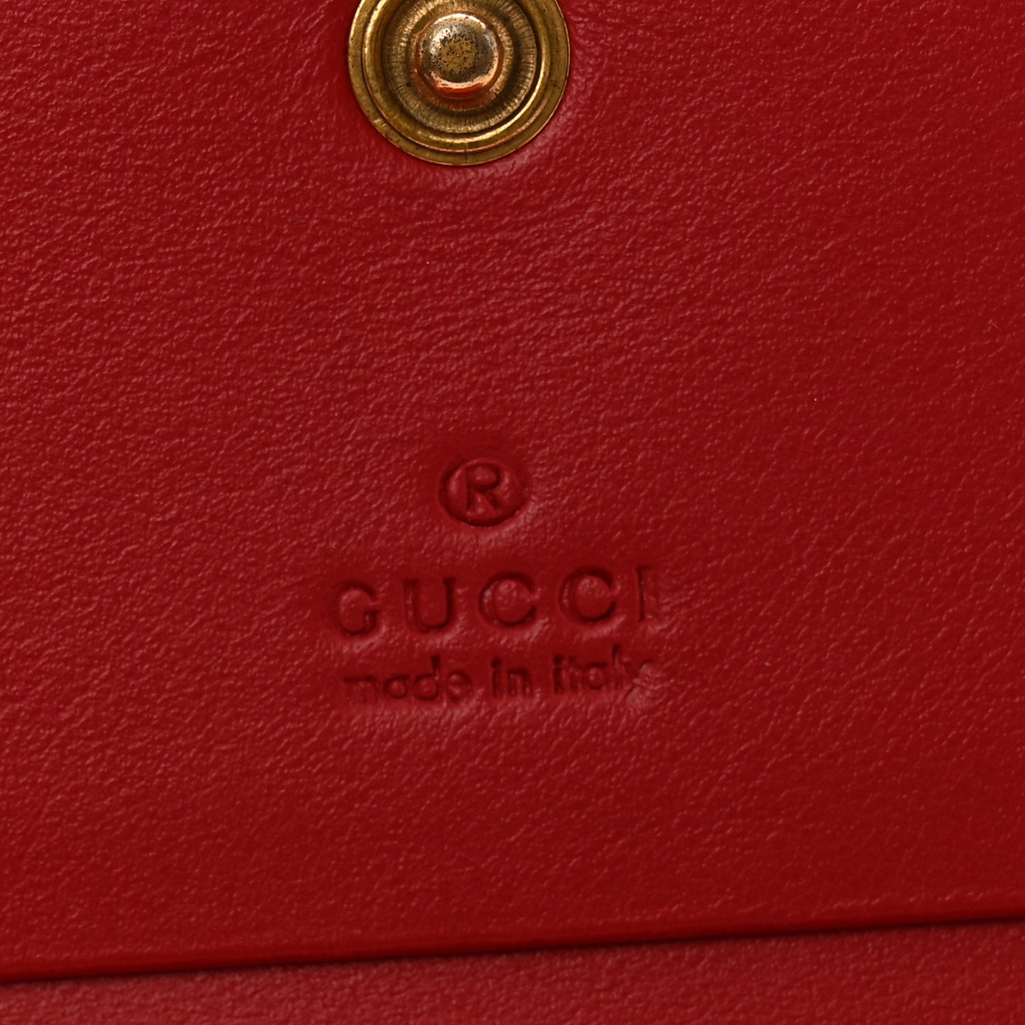 Calfskin Matelasse GG Marmont Card Case Wallet Hibiscus Red