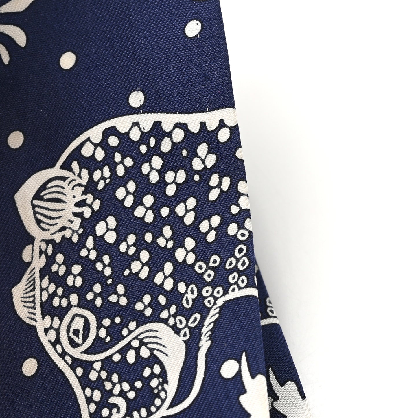 Silk Les Leopards Twilly Marine White
