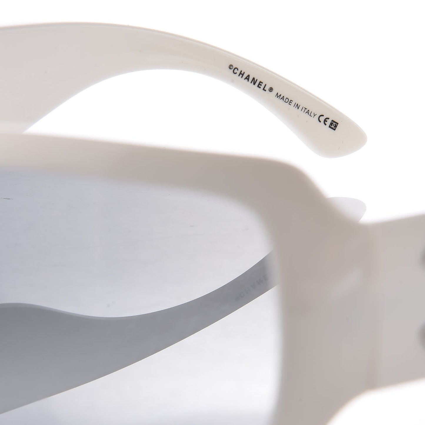 CC Sunglasses 6018 White