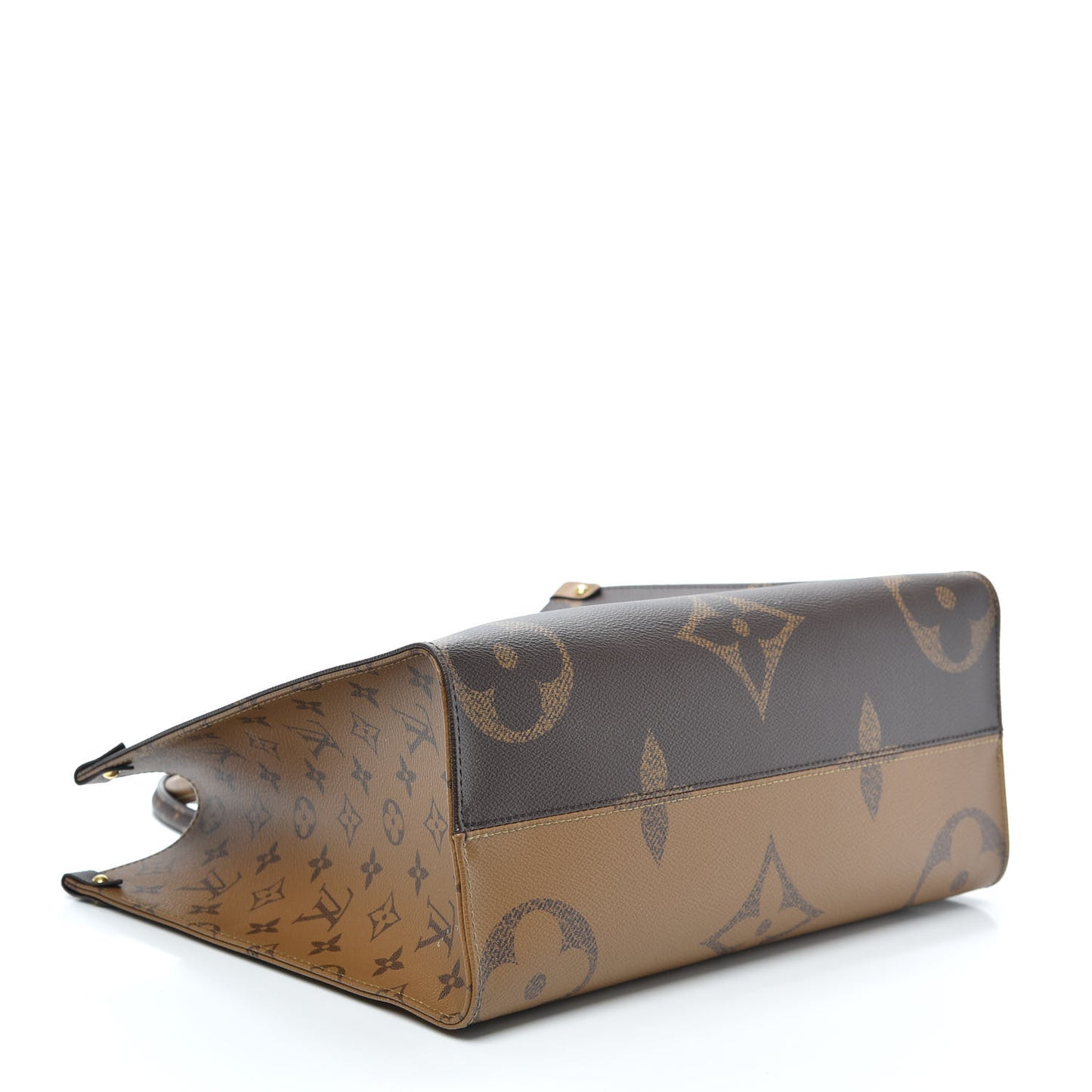 Reverse Monogram Giant Onthego MM