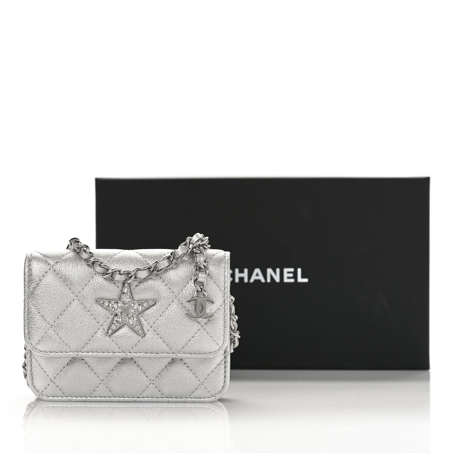 Chanel Metallic Goatskin Quilted Crystal CC Walk Of Fame Clutch With Chain Silver 10 of 10