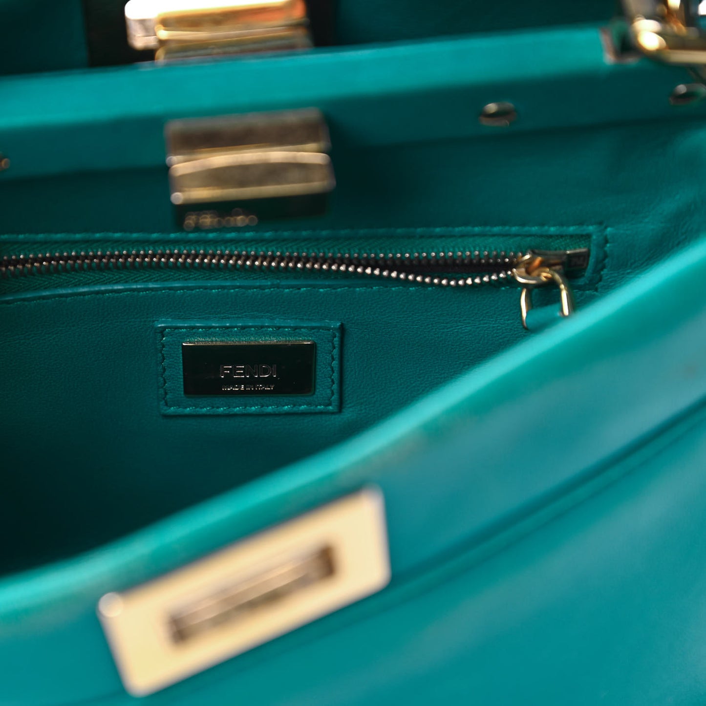 Nappa Mini Peekaboo Iconic Satchel Lago