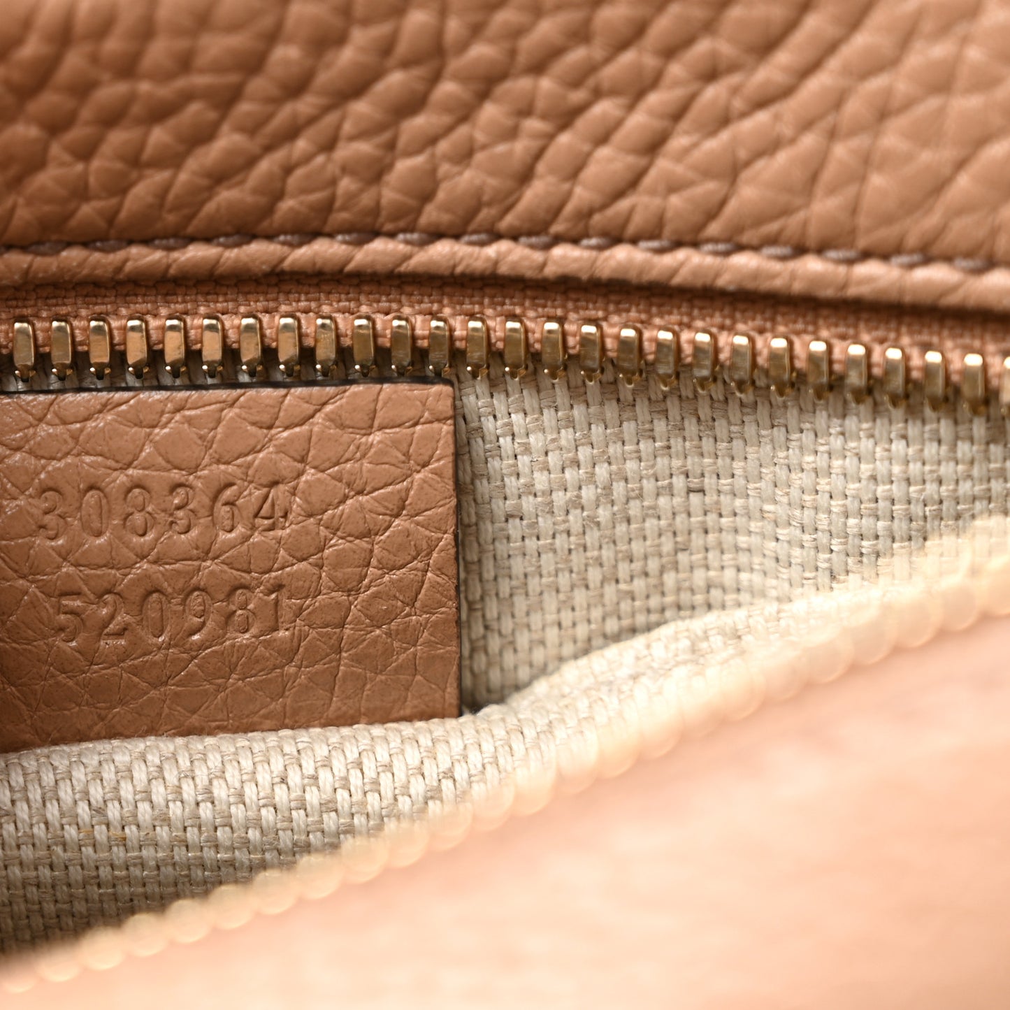 Pebbled Calfskin Small Soho Disco Bag Camelia Camelia