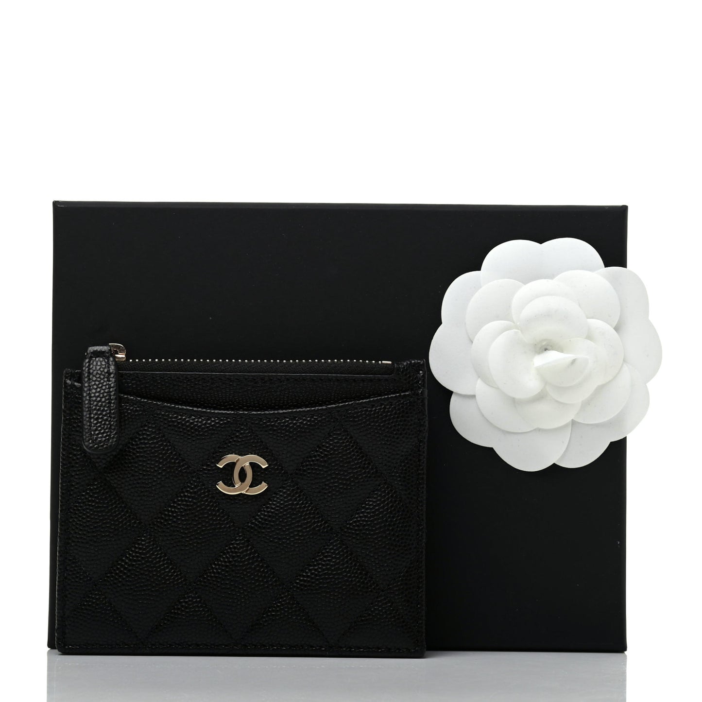 Caviar Quilted CC Zip Card Holder Black