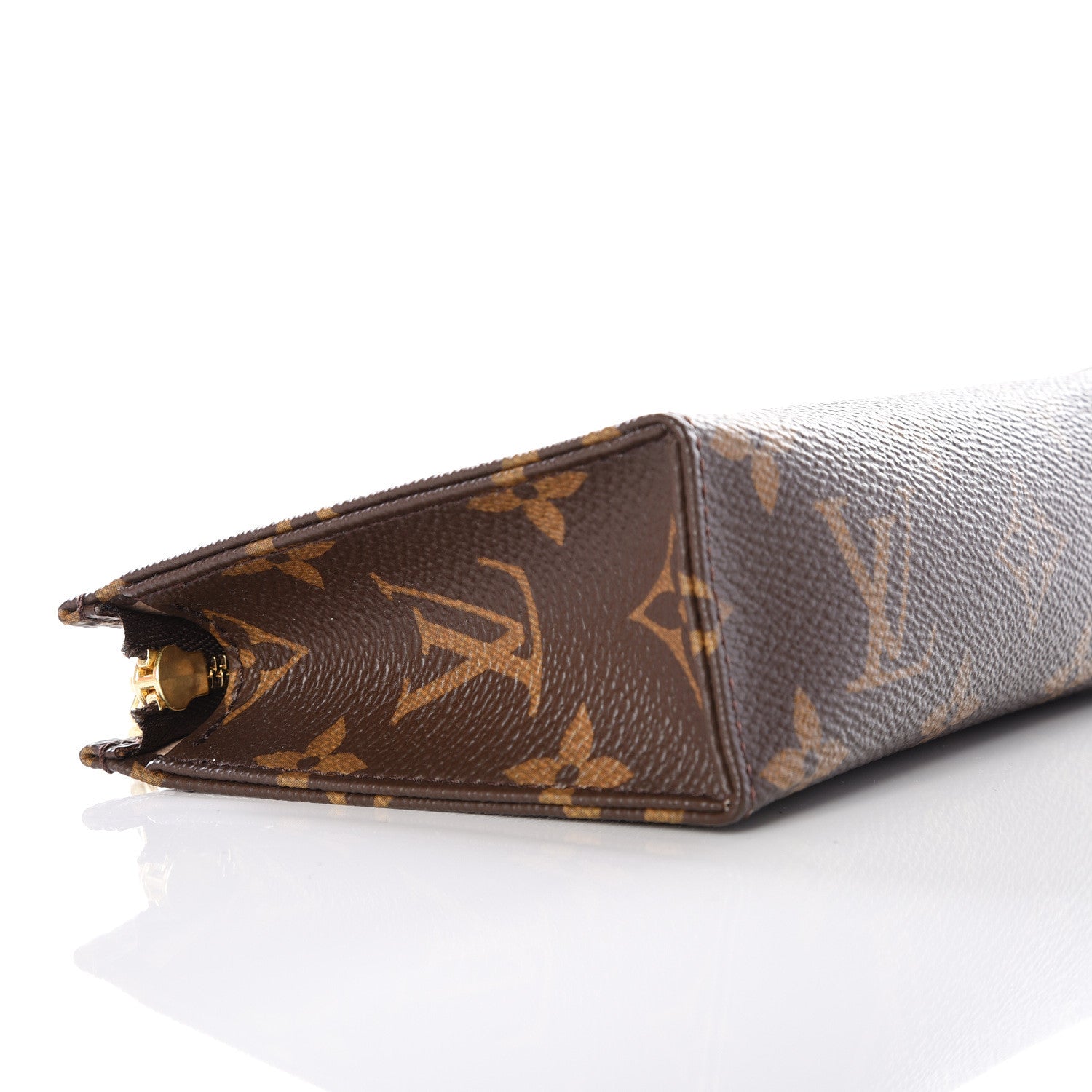 Louis Vuitton Monogram Toiletry Pouch 15 6 of 10