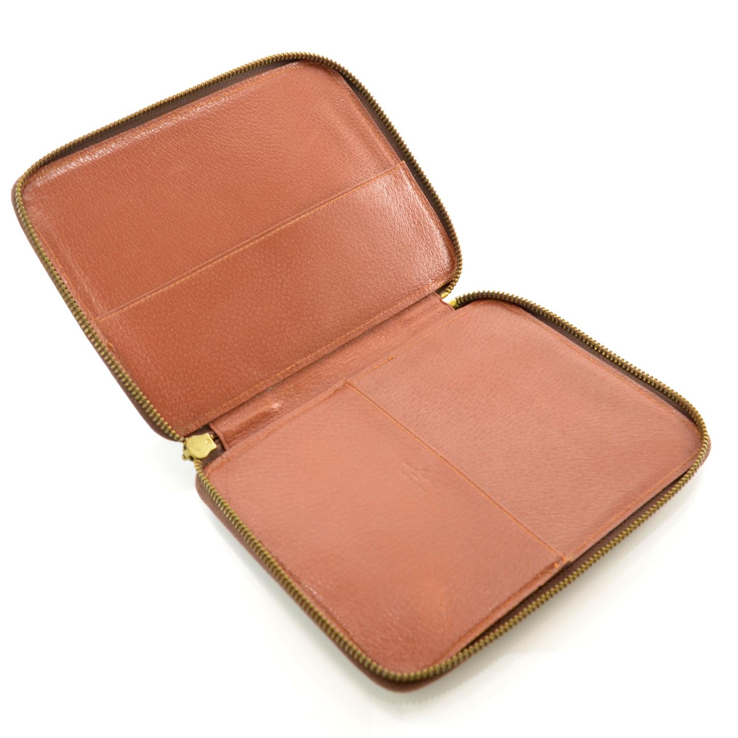 Louis Vuitton Monogram Zippy Passport Agenda 9 of 9