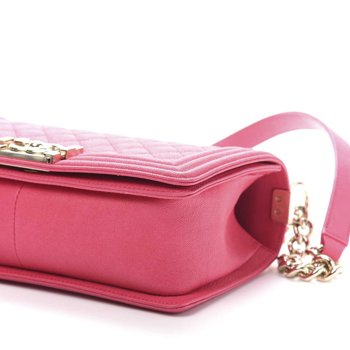 Caviar Quilted Medium Boy Flap Fuchsia