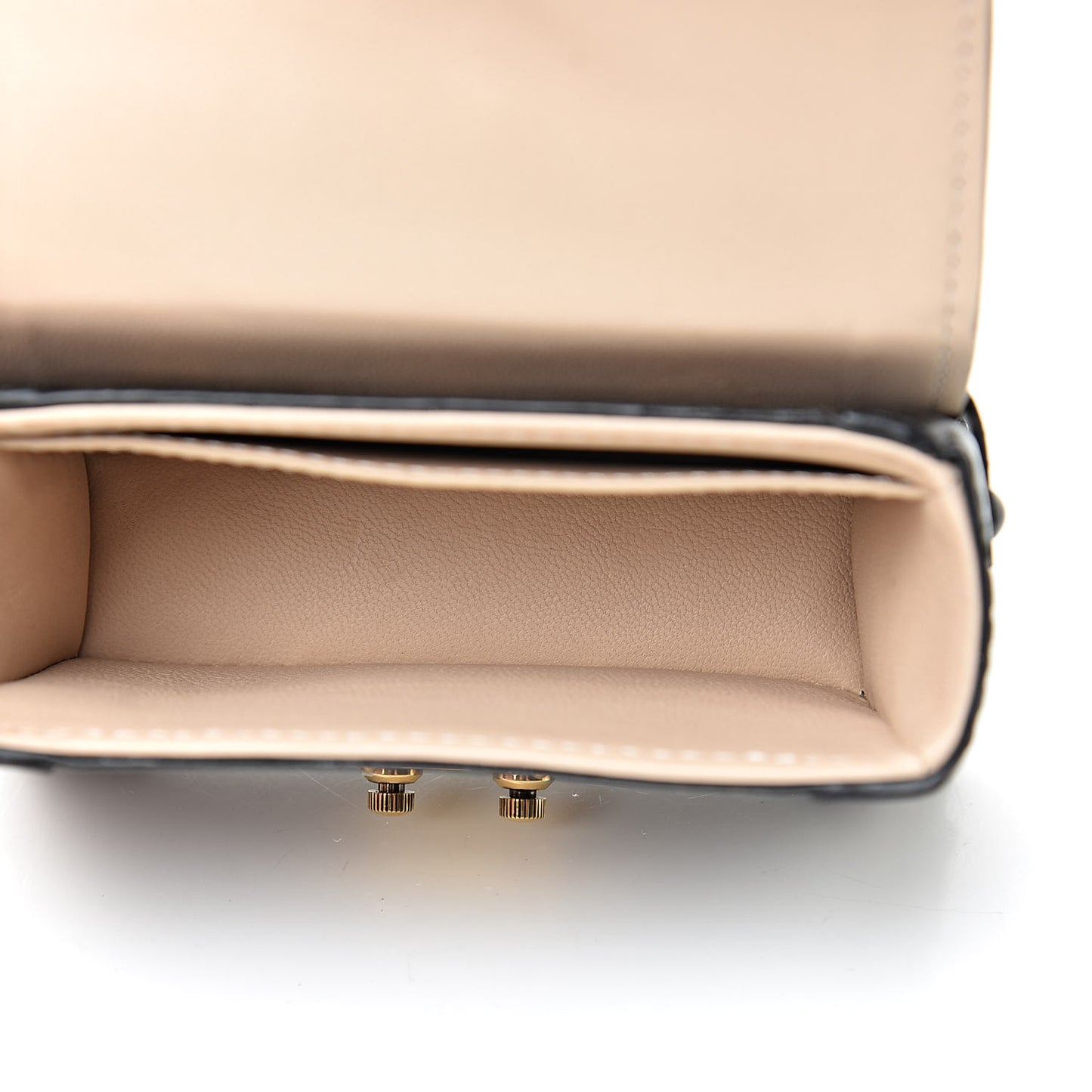 Monogram Essential Trunk Black