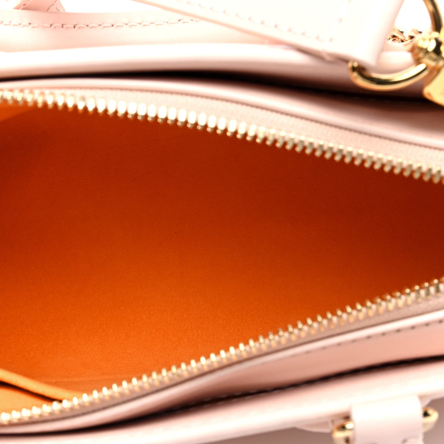 Louis Vuitton Calfskin OnTheGo East West Pearl Pink 6 of 10