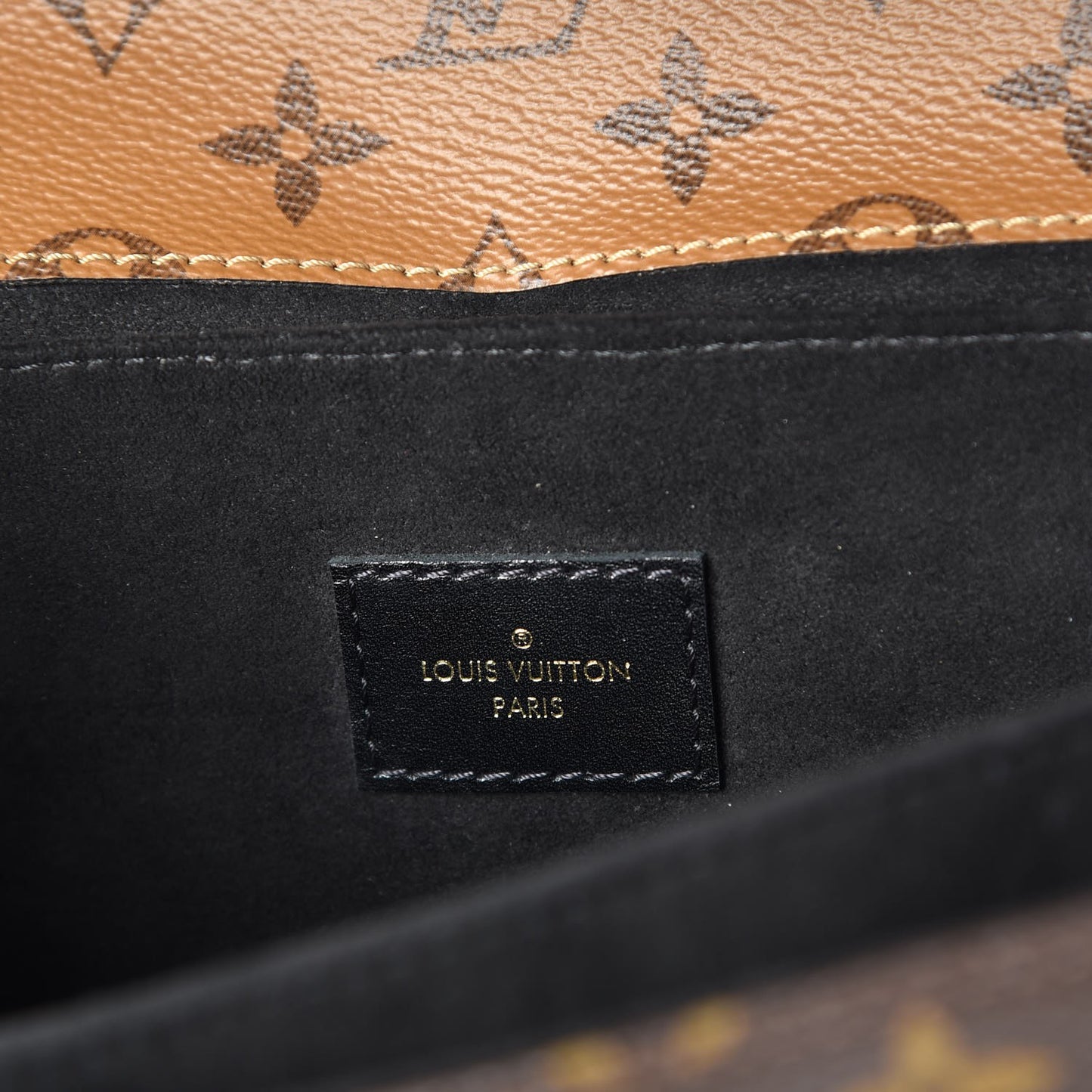 Reverse Monogram Pochette Metis