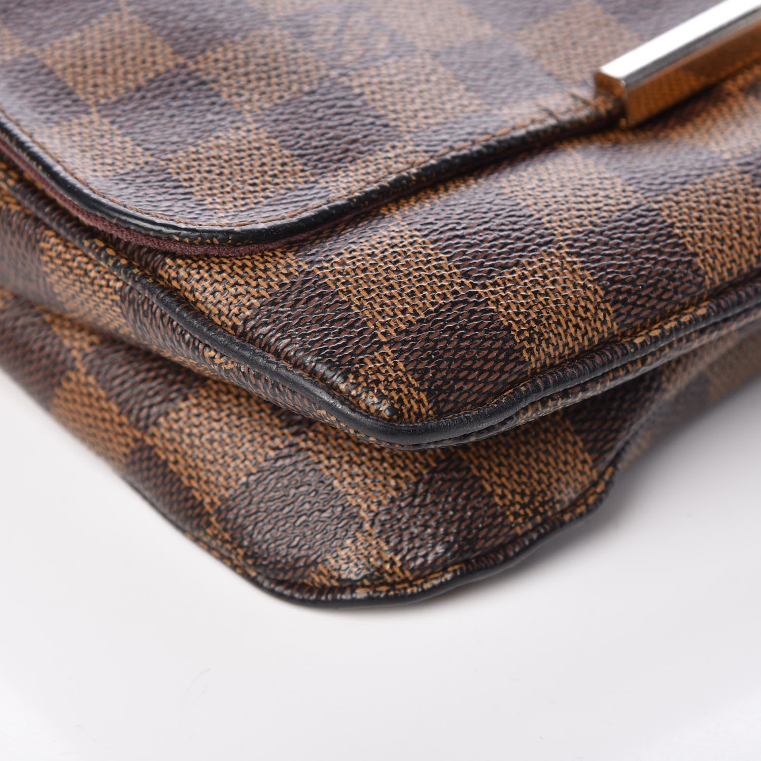 Louis Vuitton Damier Ebene Hoxton GM 18 of 27