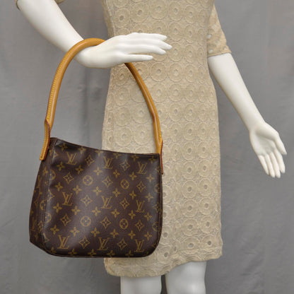 Louis Vuitton Monogram Looping MM 2 of 10