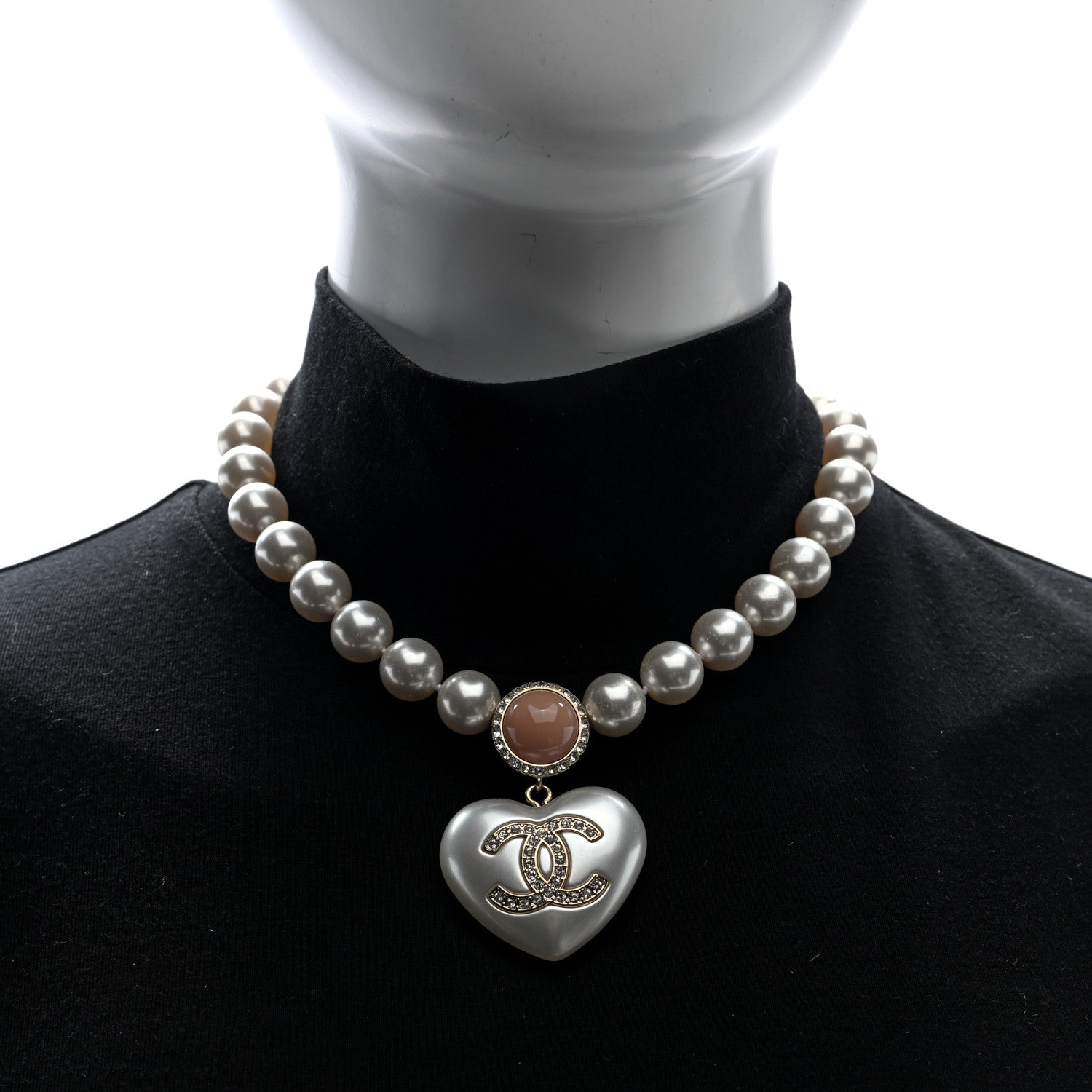 Chanel Pearl Crystal CC Heart Short Necklace Gold Pearly White Pink 2 of 5