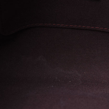 Louis Vuitton Monogram Favorite MM 7 of 22