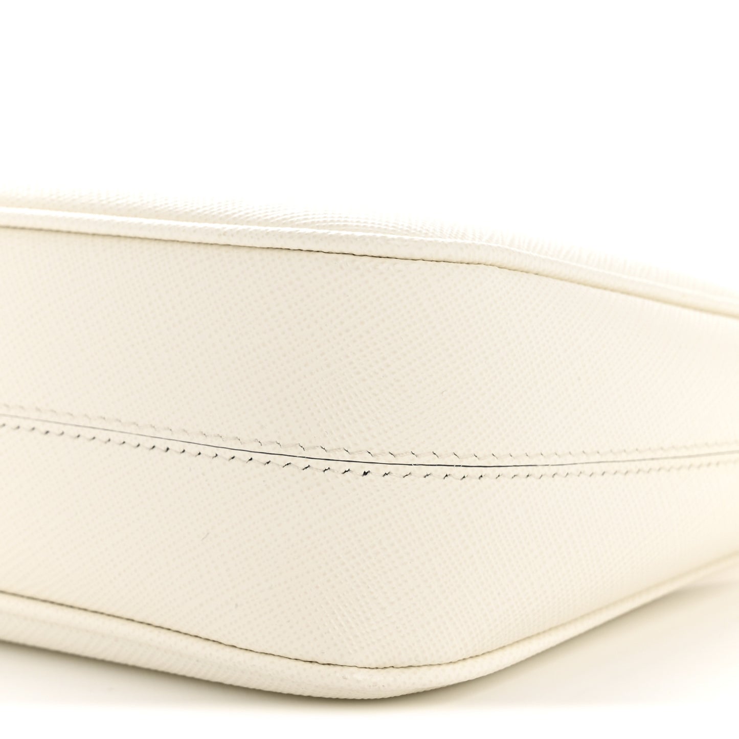 Saffiano Re-Edition 2005 Shoulder Bag White