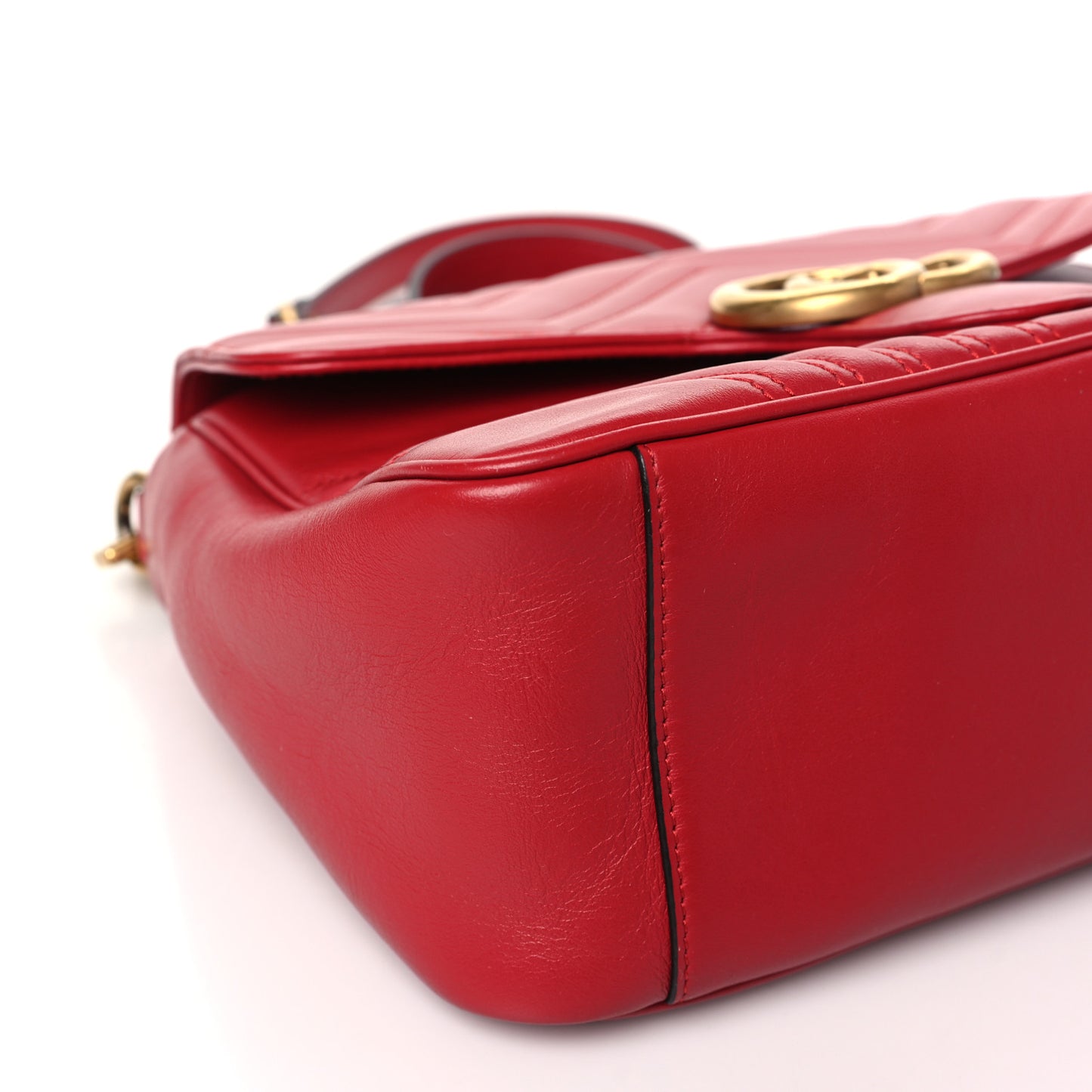 Calfskin Matelasse Small GG Marmont Top Handle Shoulder Bag Hibiscus Red