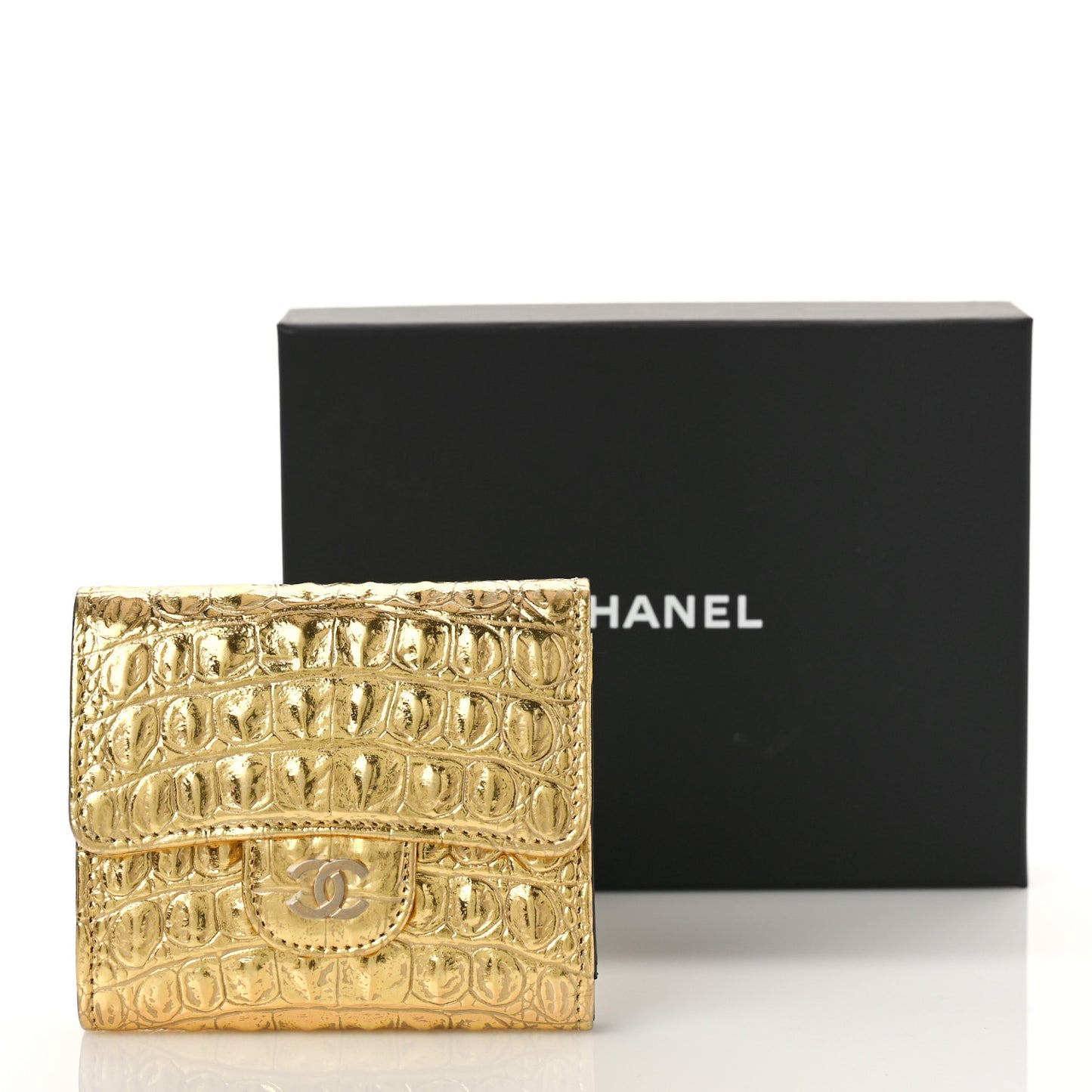 Metallic Calfskin Crocodile Embossed Cocodile Compact Flap Wallet Gold