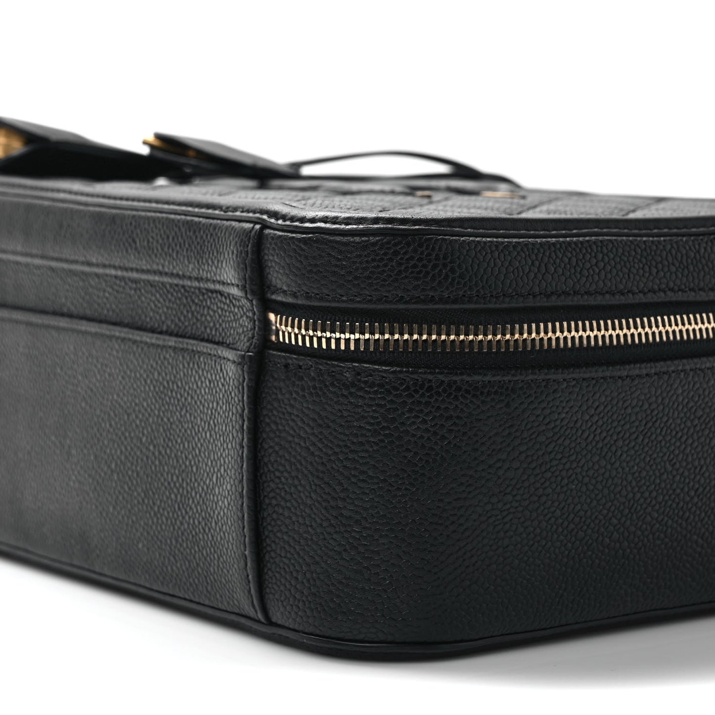 Caviar Quilted Large CC Filigree Vanity Case Black