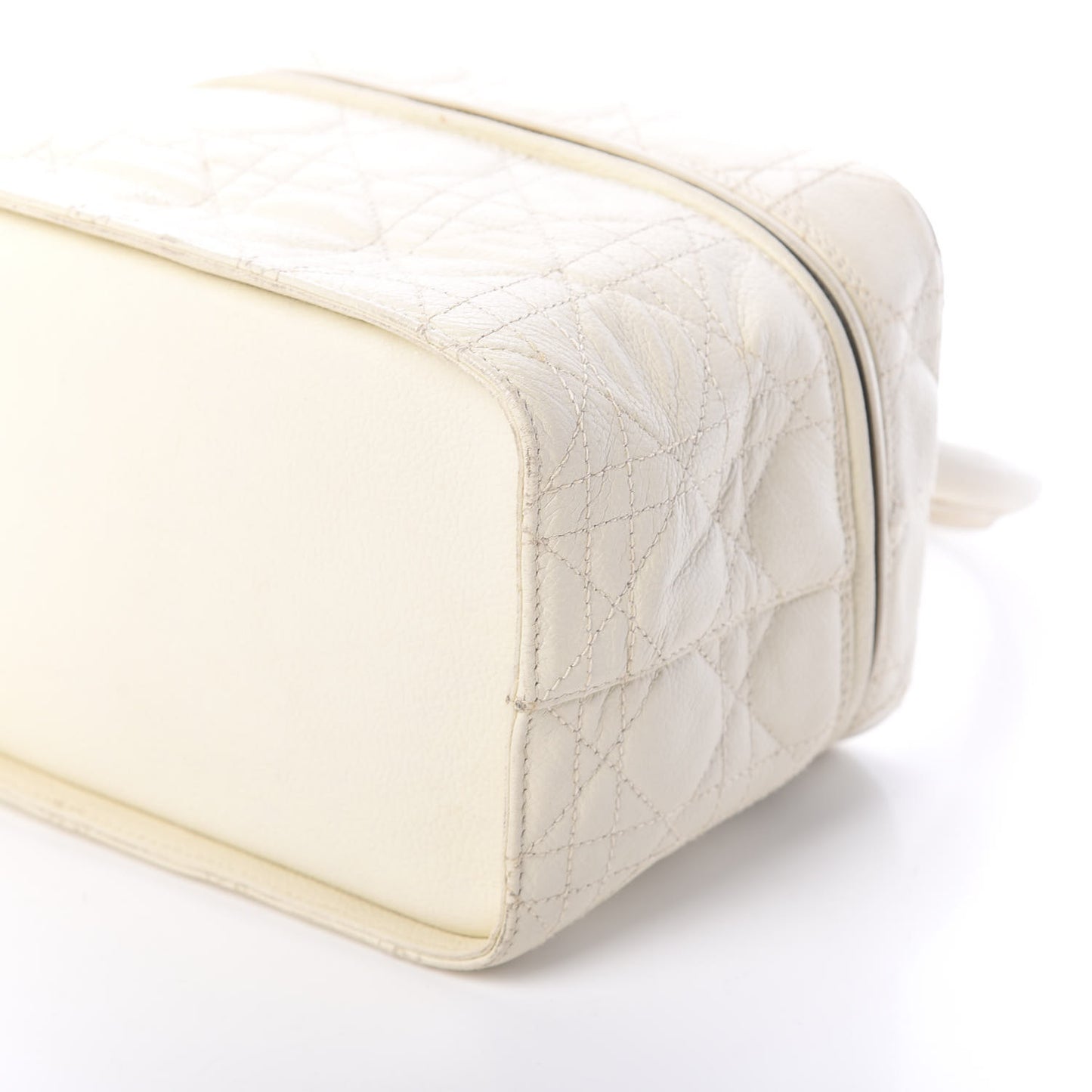 Lambskin Cannage Vanity Case White