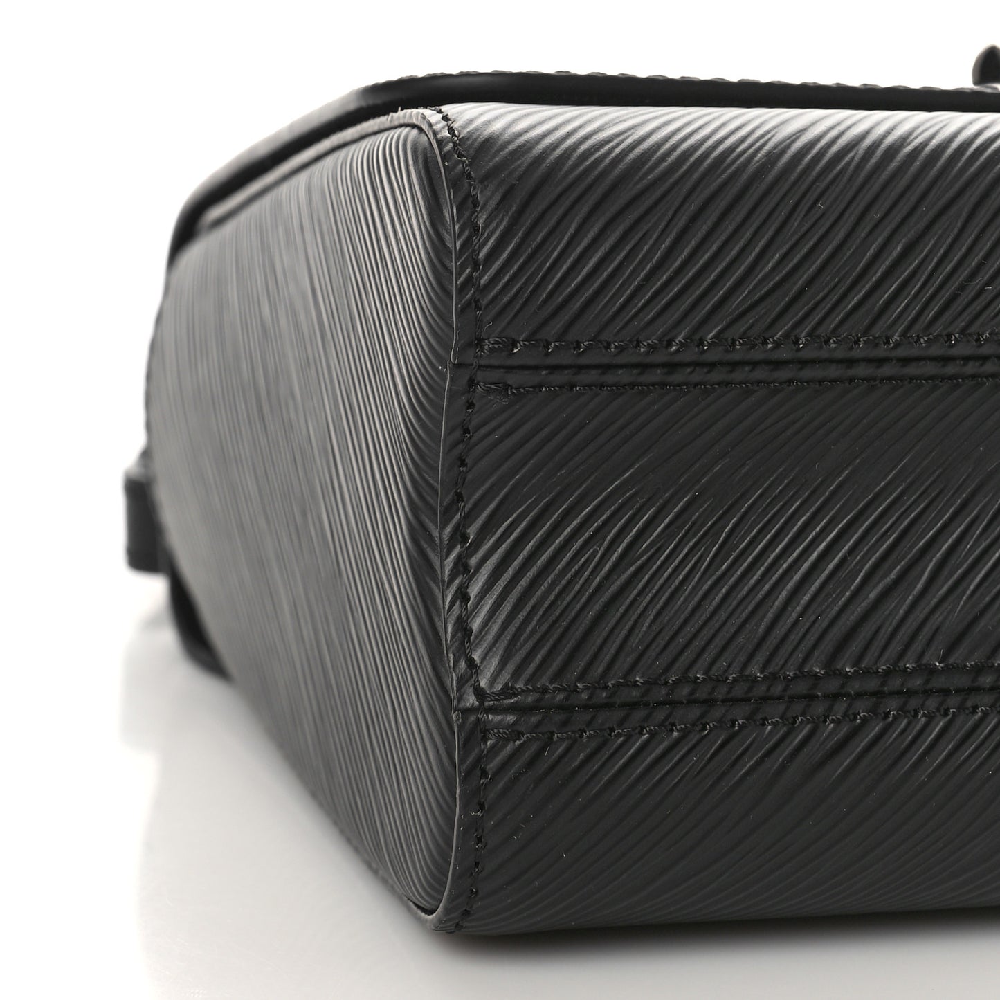 Epi Twist Shoulder Bag MM Black