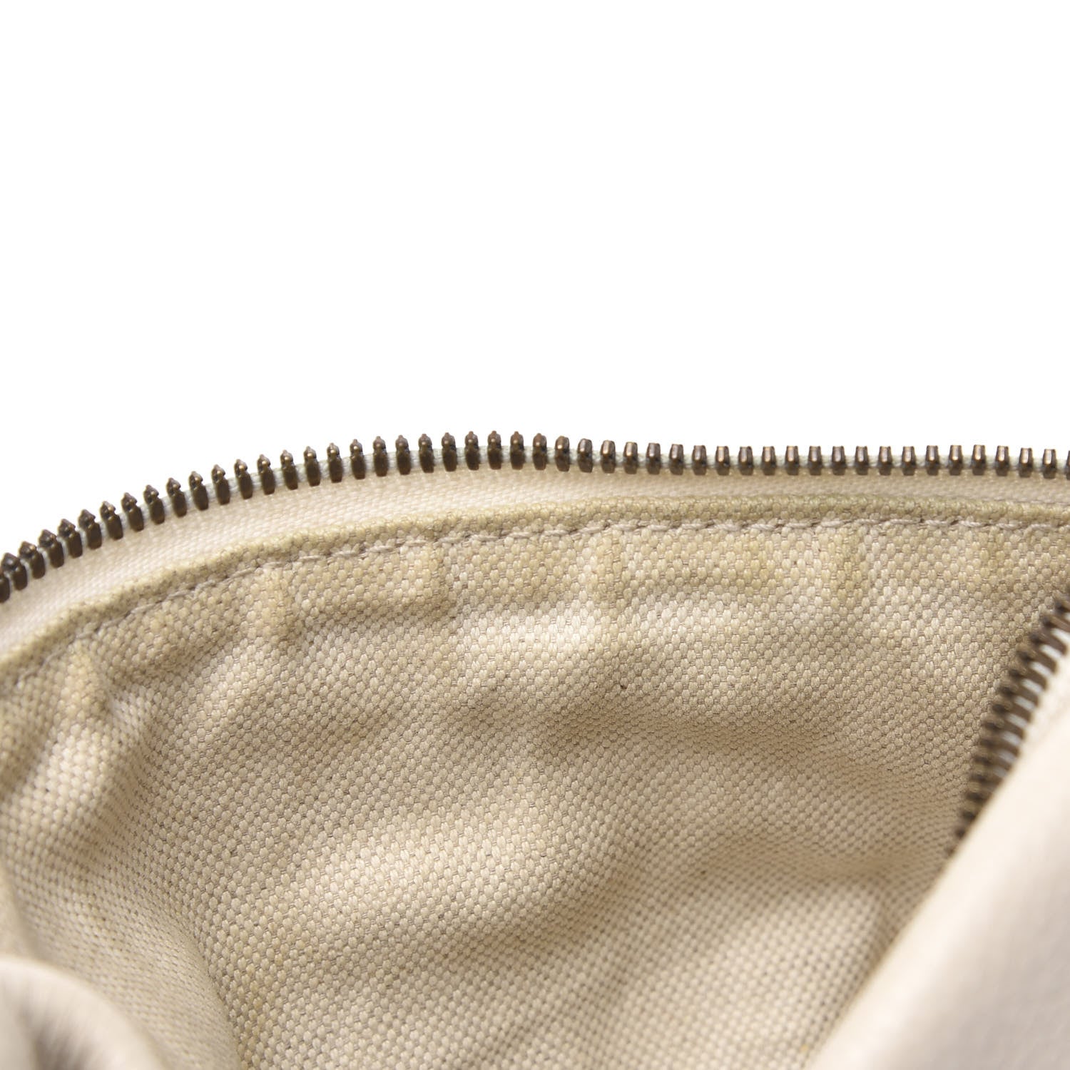 Gucci Grained Calfskin Small Logo Belt Bag White 11 of 12