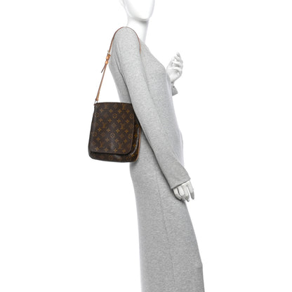 Louis Vuitton Monogram Musette Salsa 2 of 9