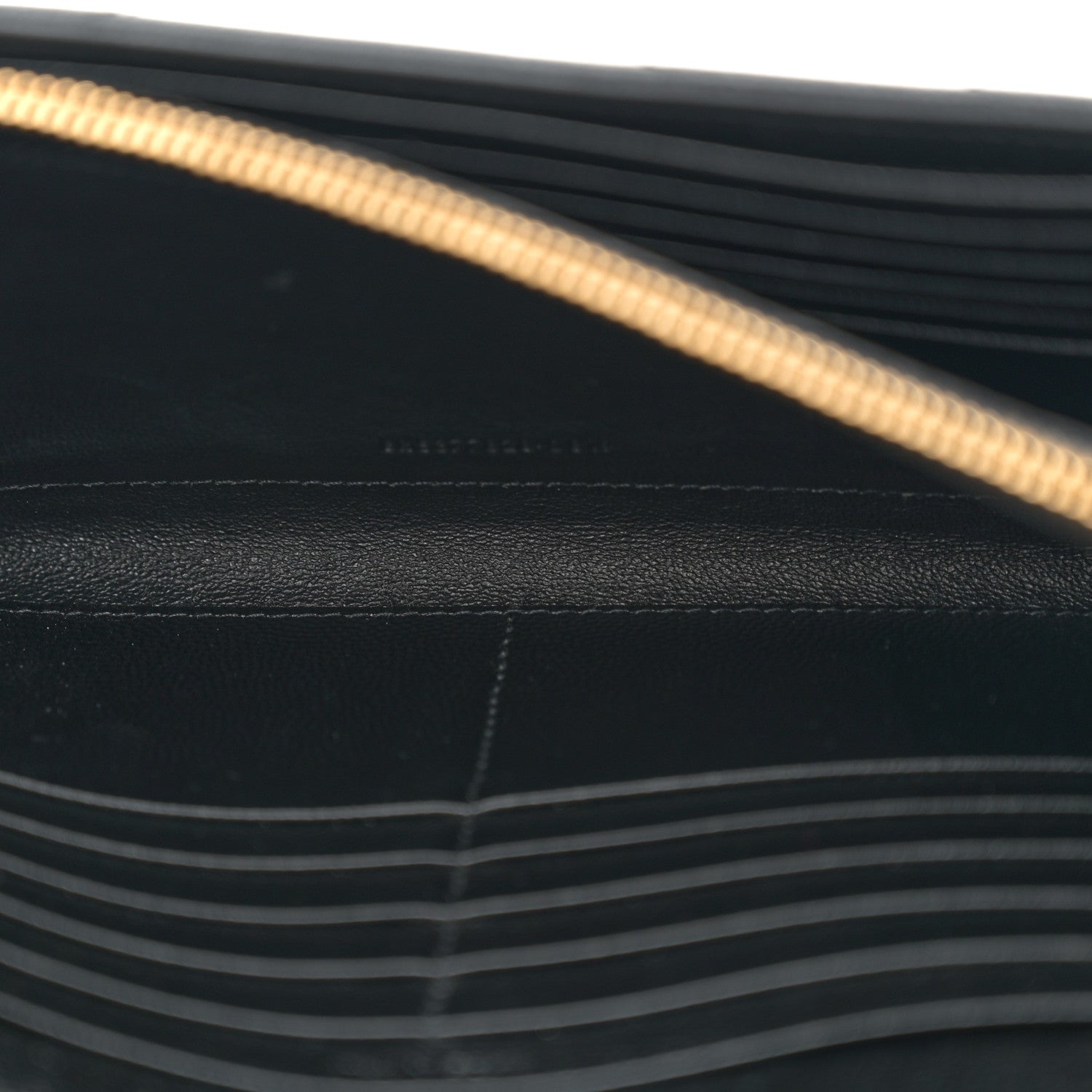 Saint Laurent Grain De Poudre Matelasse Chevron Monogram Chain Wallet Black 5 of 15