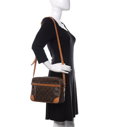 Louis Vuitton Monogram Trocadero 30 2 of 17