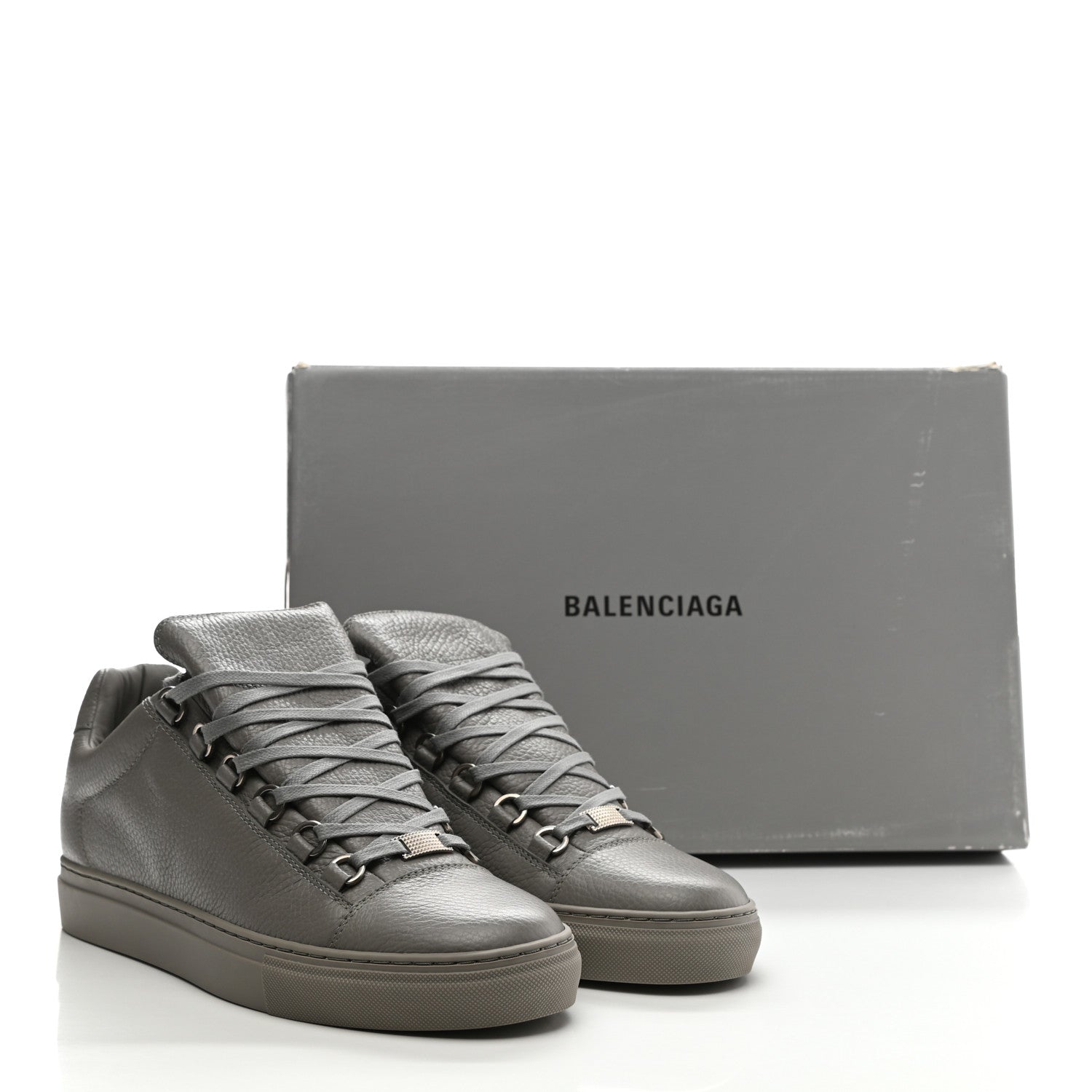 Balenciaga Grained Matte Calfskin Mens Low Top Sneakers 41 Gris Pyrite 9 of 9