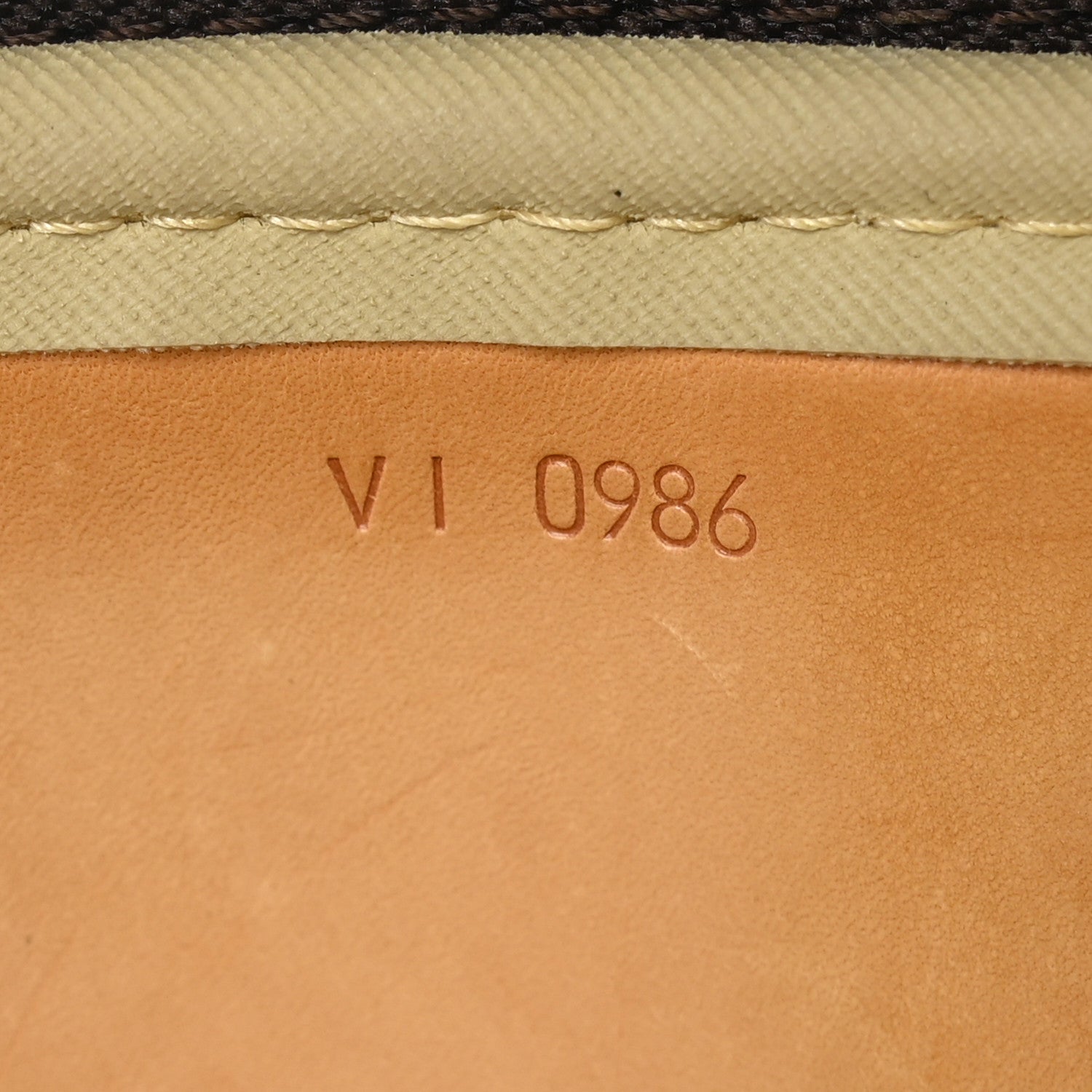 Louis Vuitton Monogram Alize 24 Heures Luggage 8 of 10