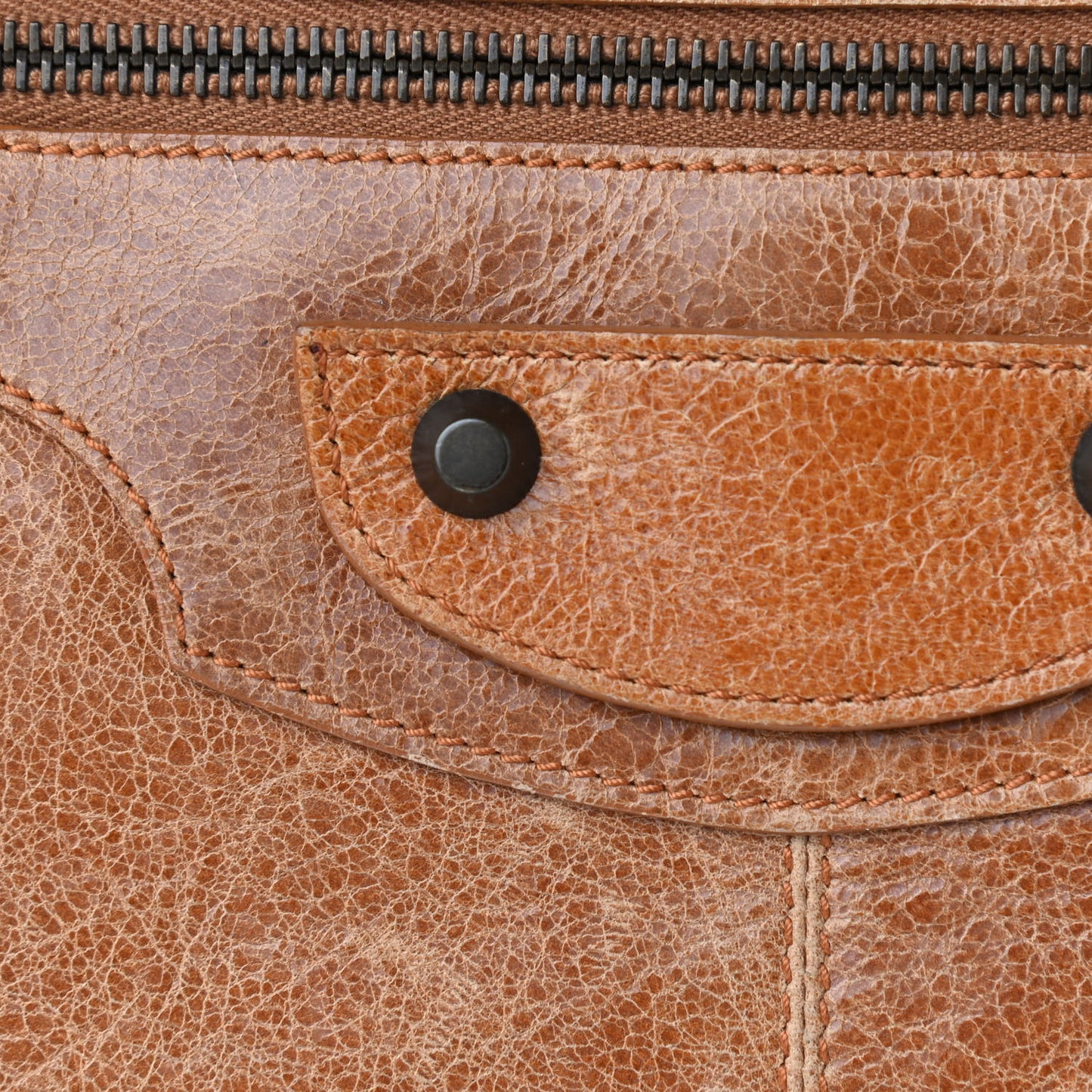 Chevre Classic Hardware Work Camel
