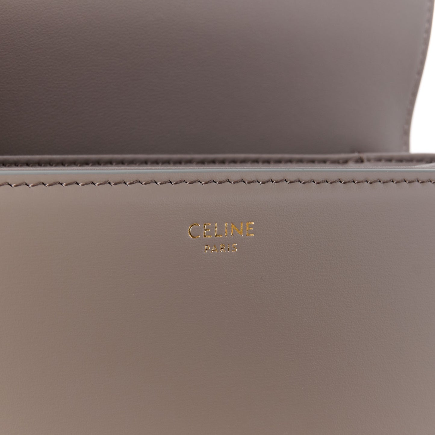 Shiny Calfskin Medium Triomphe Pebble