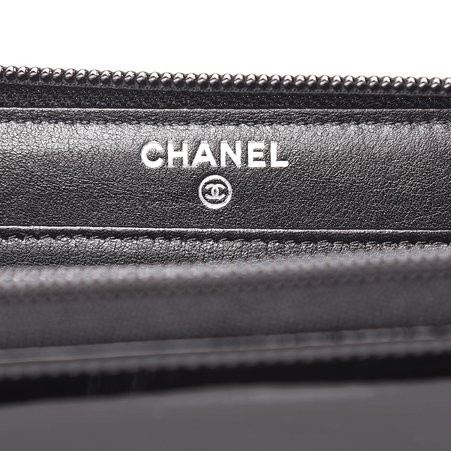 Patent Large Gusset CC Zip Wallet Black