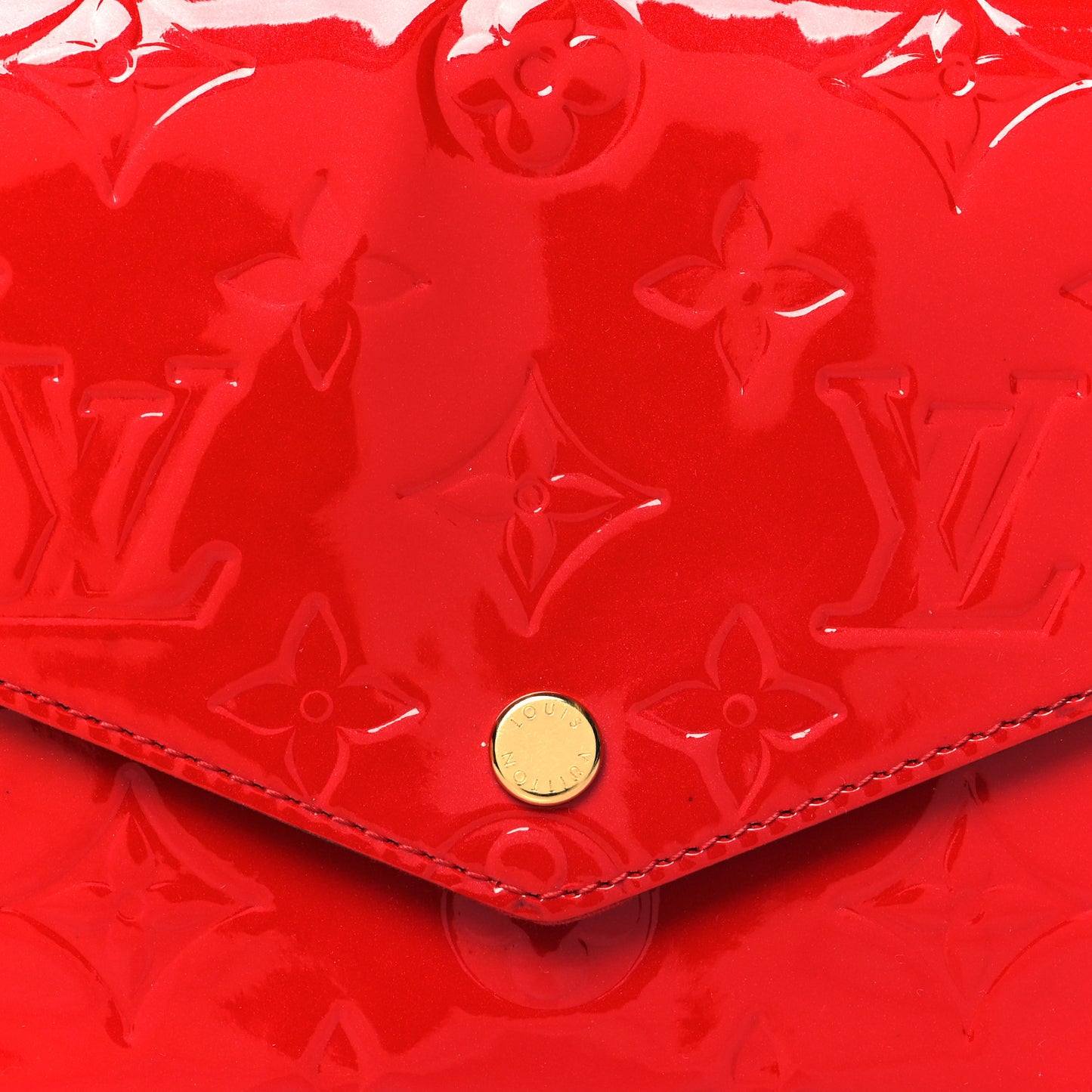 Vernis Felicie Pochette Chain Wallet Cherry