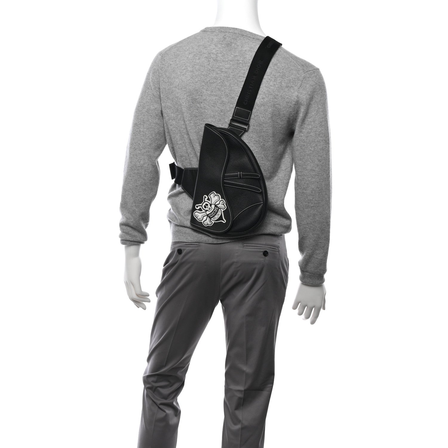 Christian Dior X SHAWN STUSSY Grained Calfskin Bee Saddle Bag Black 2 of 11