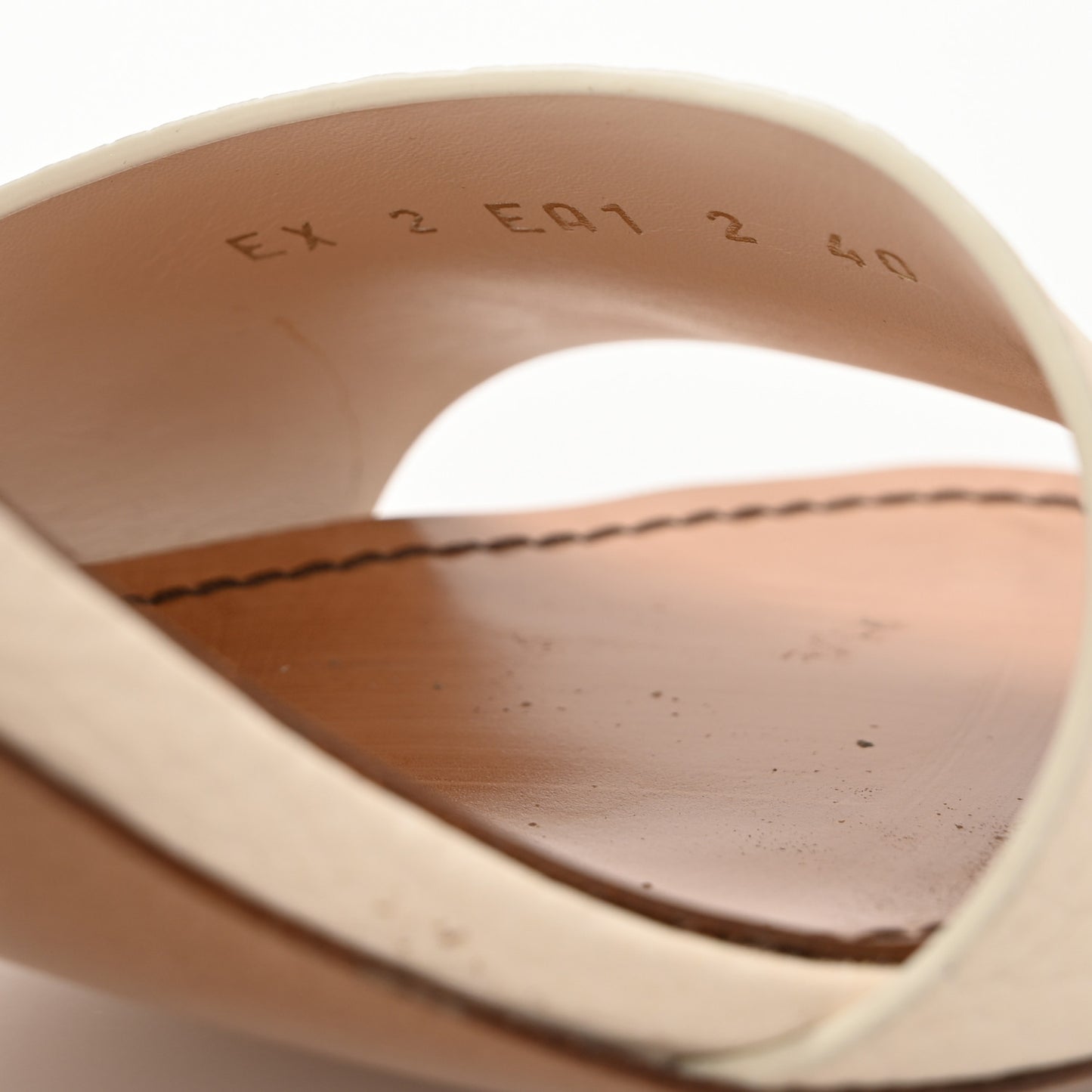 Grained Calfskin Roman Stud Ankle Strap 75mm Sandals 40 Light Ivory