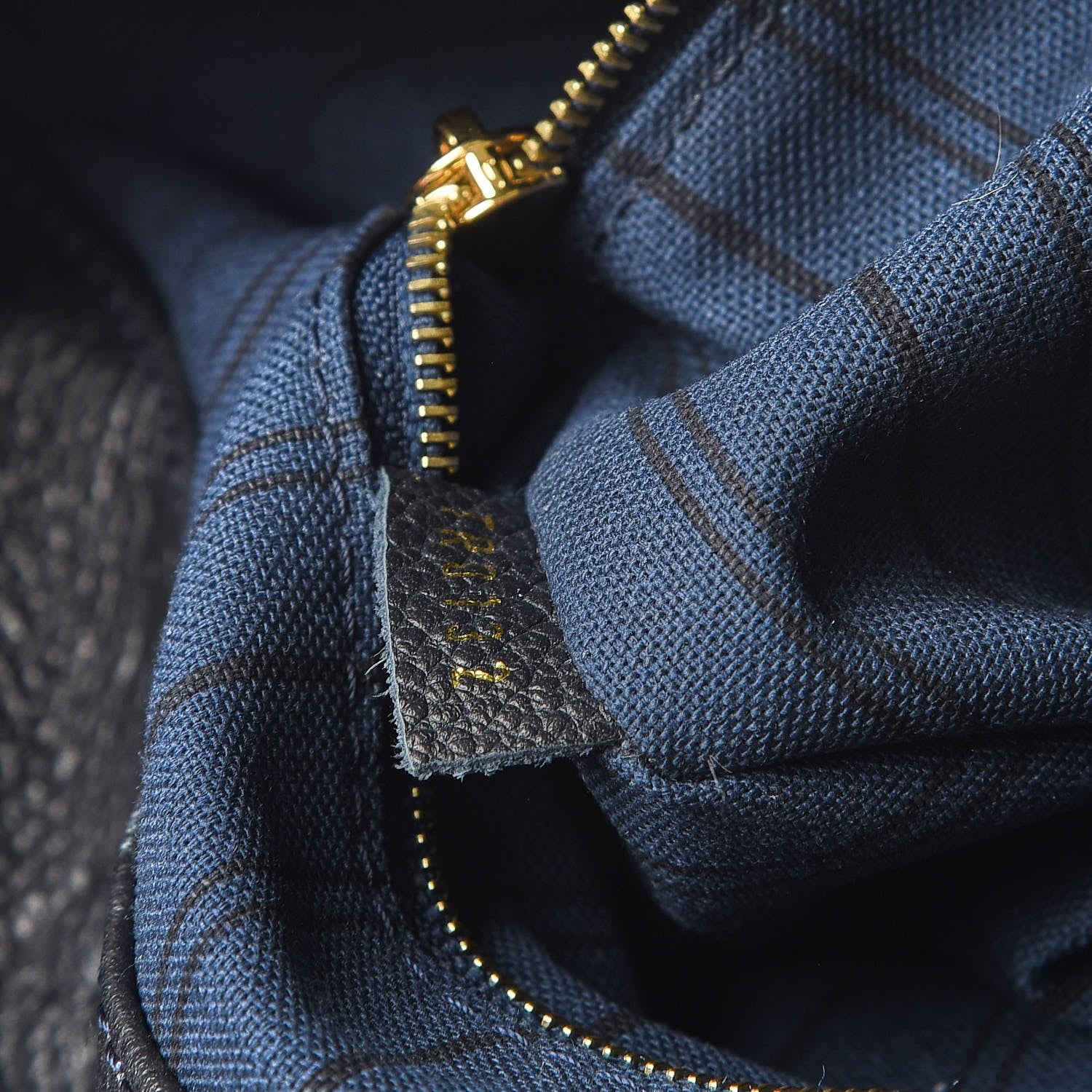 Louis Vuitton Empreinte Artsy MM Infini 7 of 19