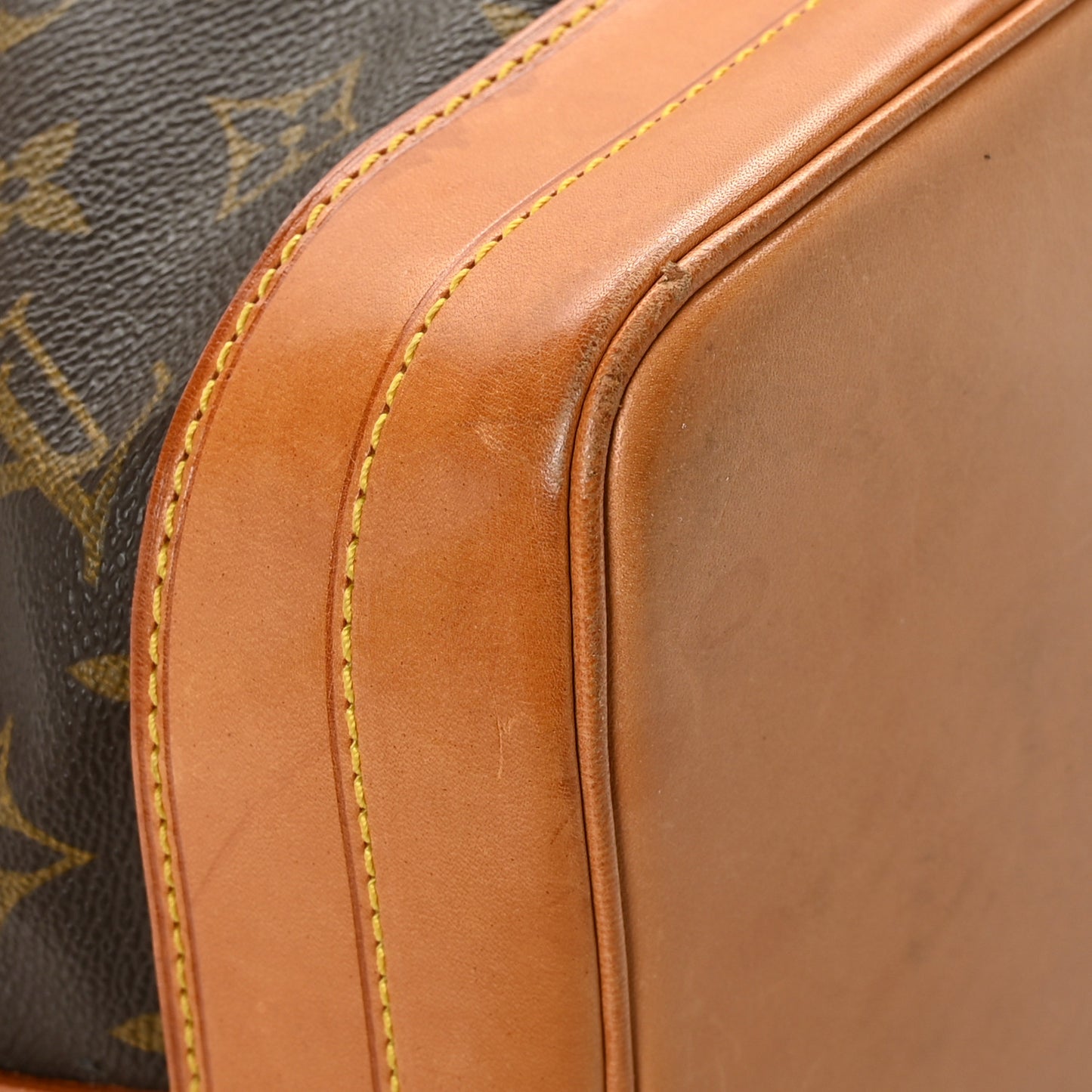 Monogram Noe