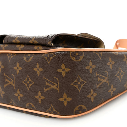 Louis Vuitton Monogram Hudson GM 9 of 9