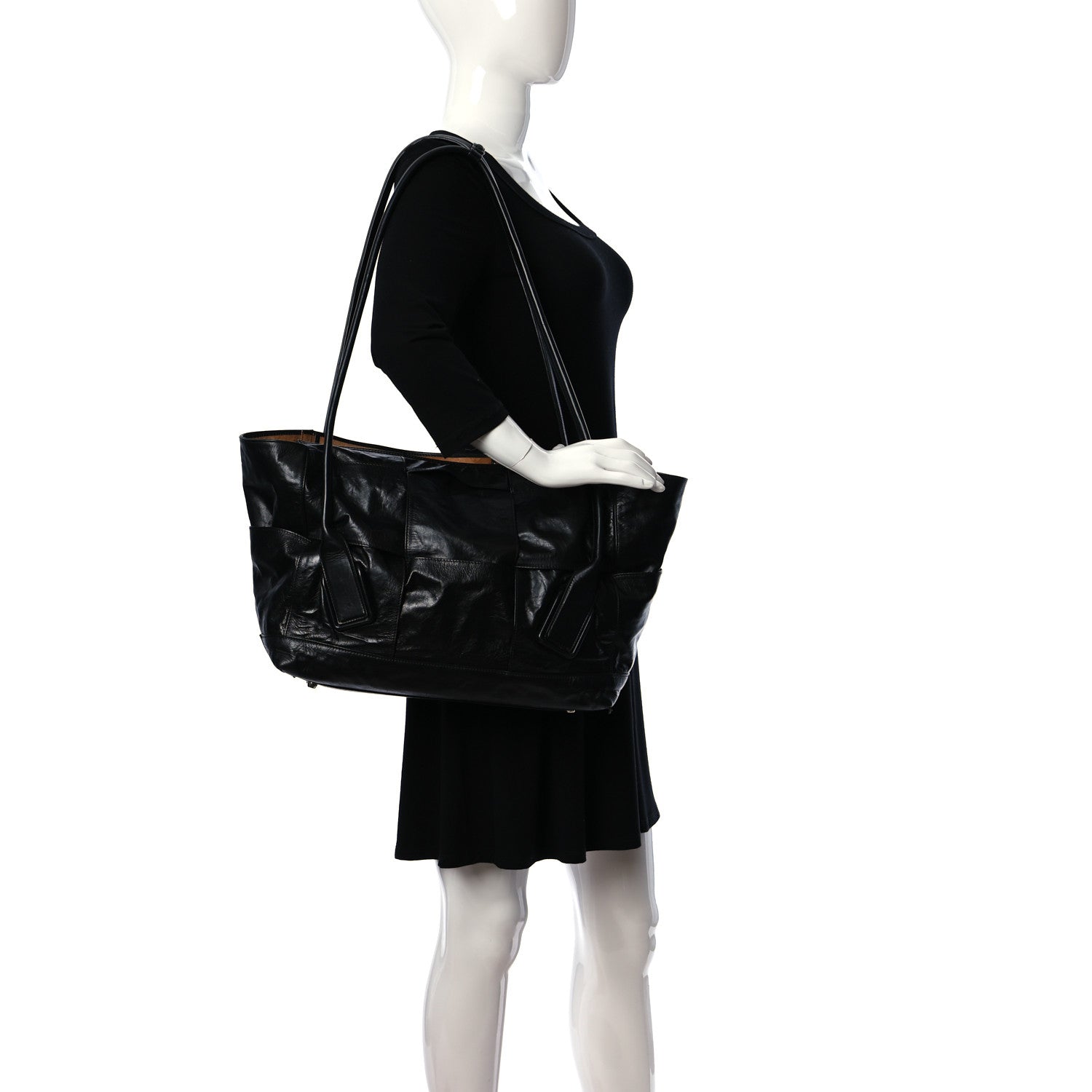 Bottega Veneta Paper Calfskin Maxi Intrecciato Arco Slouch Black Silver 2 of 14