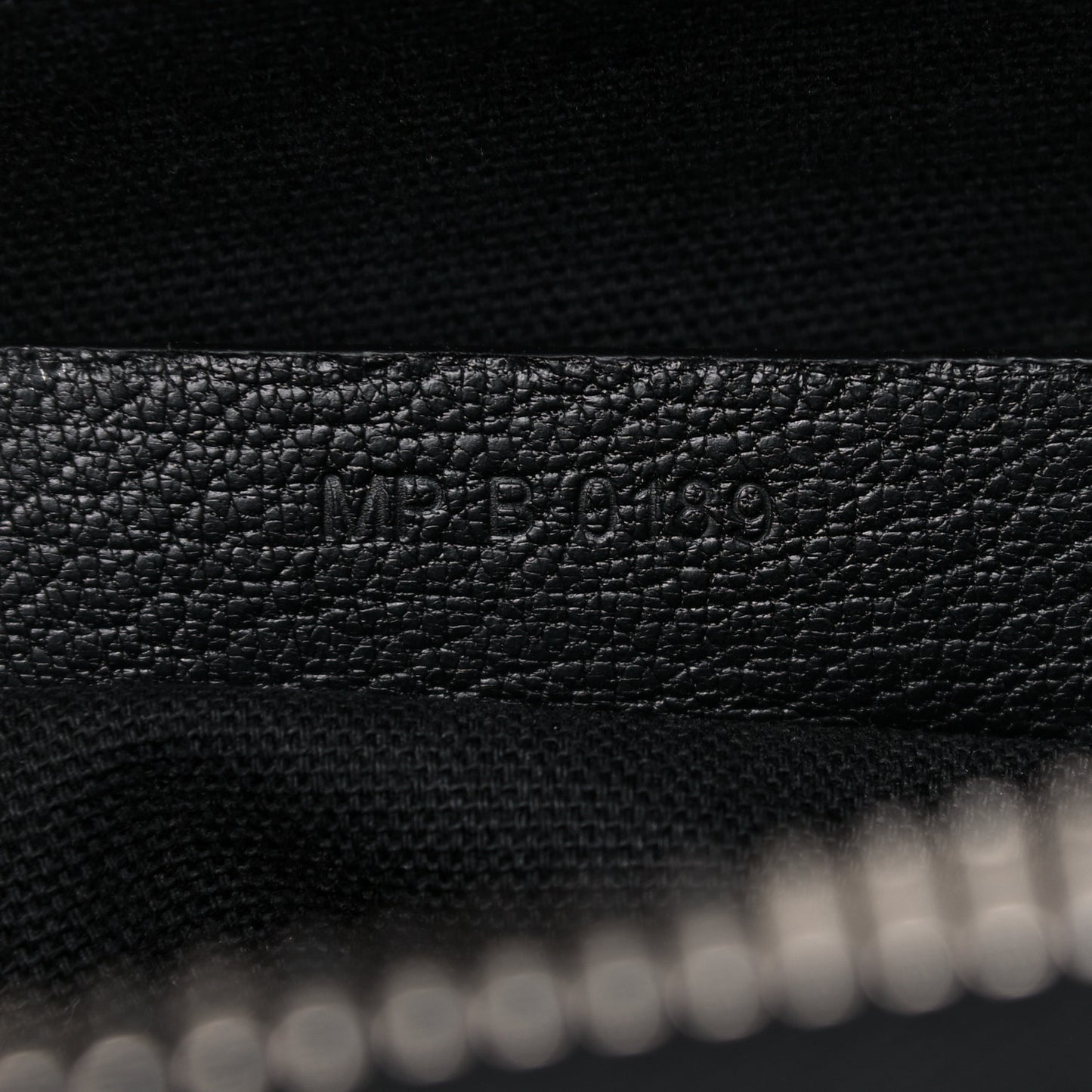 Sugar Goatskin Small Antigona Black