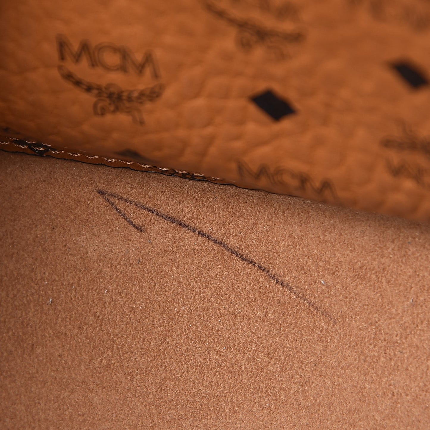 Grained Calfskin Medium Milla Tote Pale Mauve