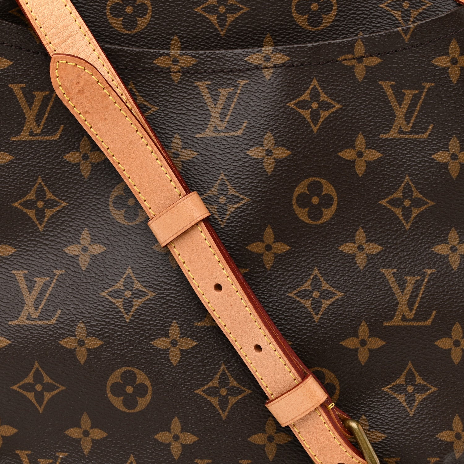 Louis Vuitton Monogram Odeon PM 7 of 12