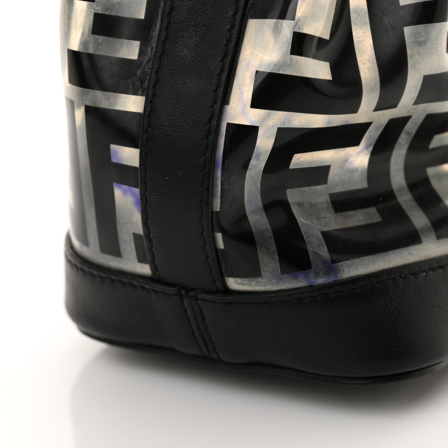 Fendi TPU FF Vitello Grace F is Fendi Mini Mon Tresor Bucket Bag Black 11 of 13