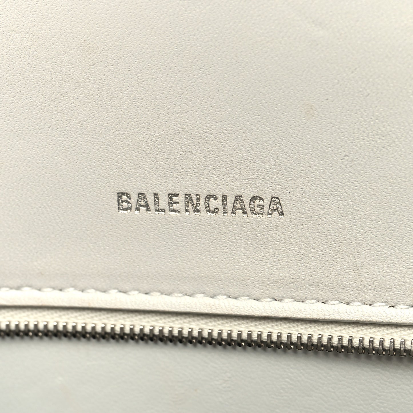 Calfskin Crocodile Embossed Small Hourglass Top Handle Bag White