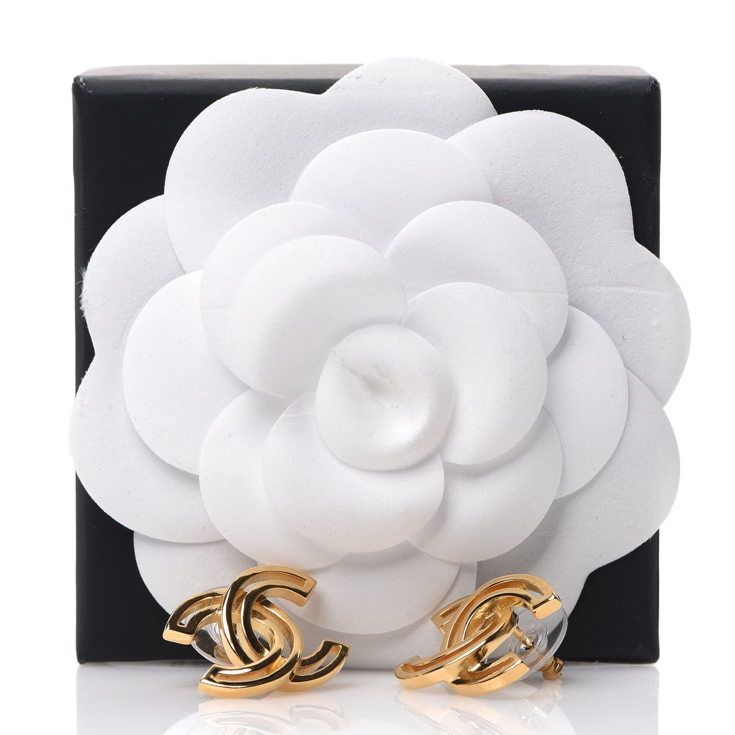 Metal Obazine CC Earrings Gold