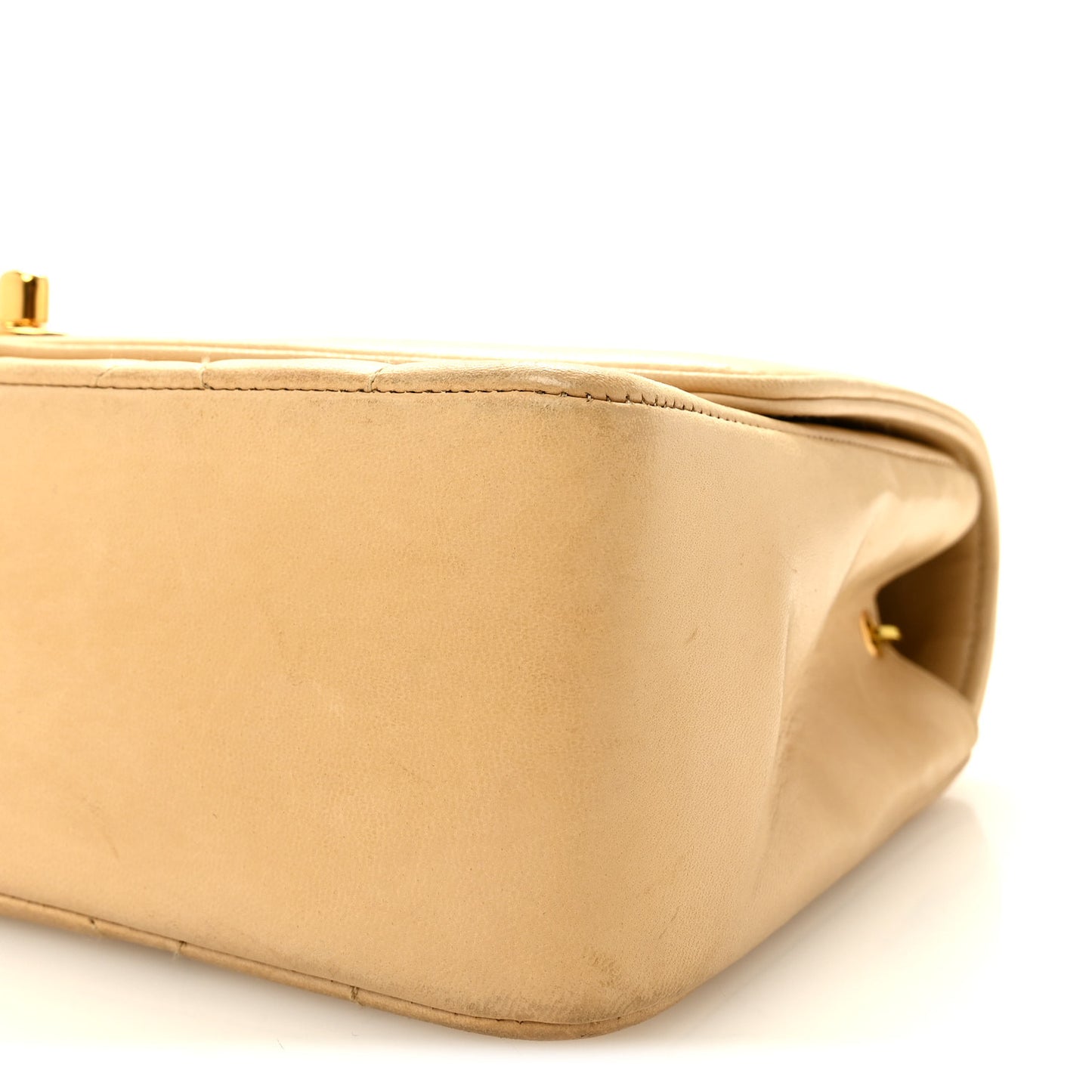 Lambskin Quilted Medium Single Flap Beige
